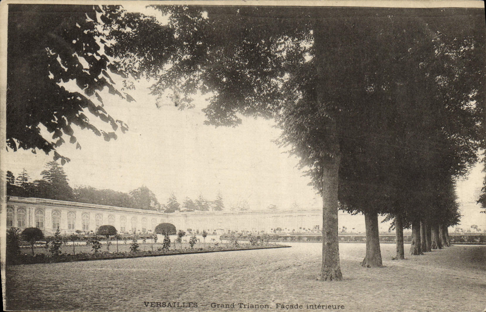 VINTAGE POSTCARD Versailles Large Trianon interior Frontage