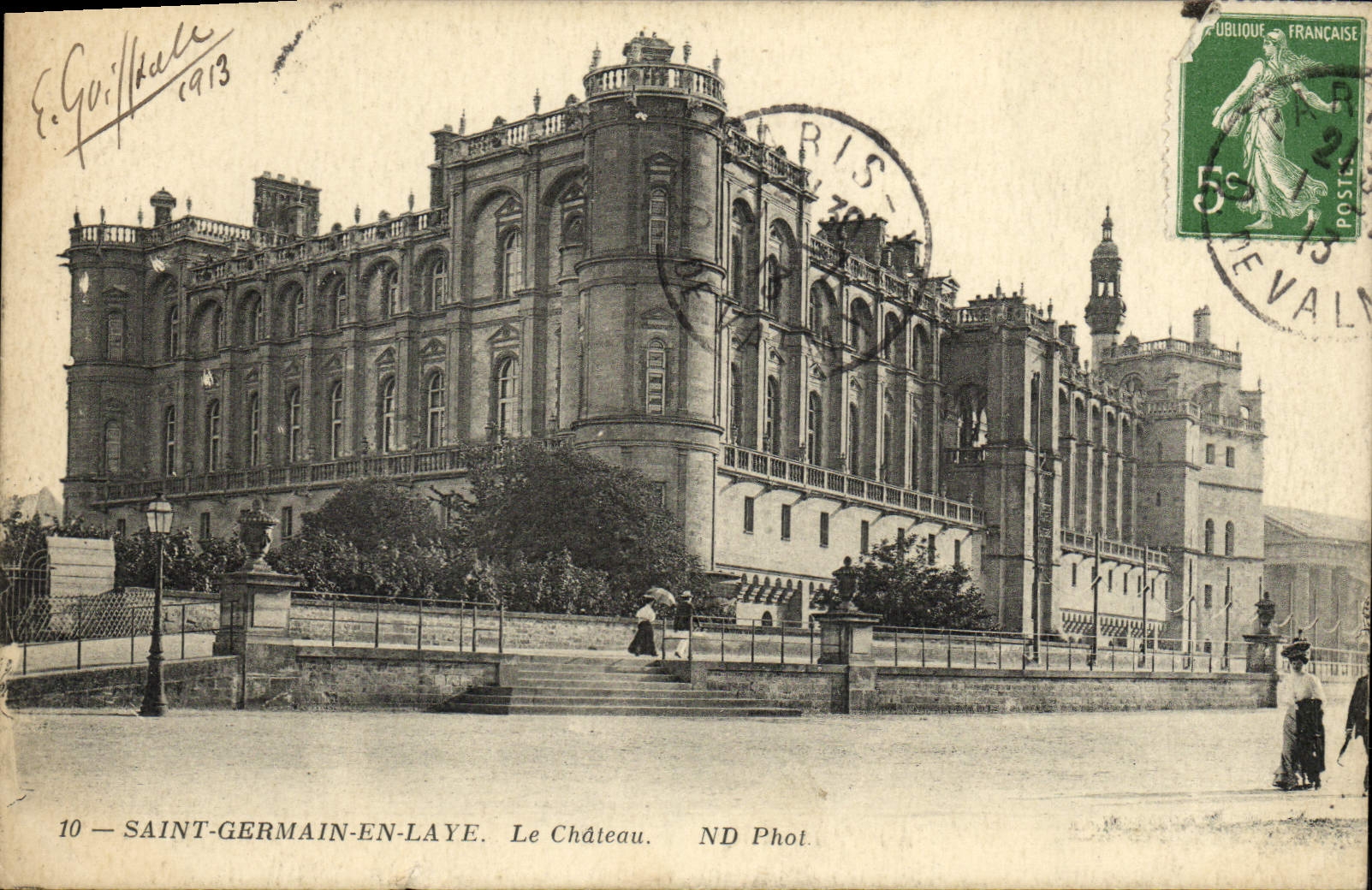 CPA St Germain en Laye Le Chateau 