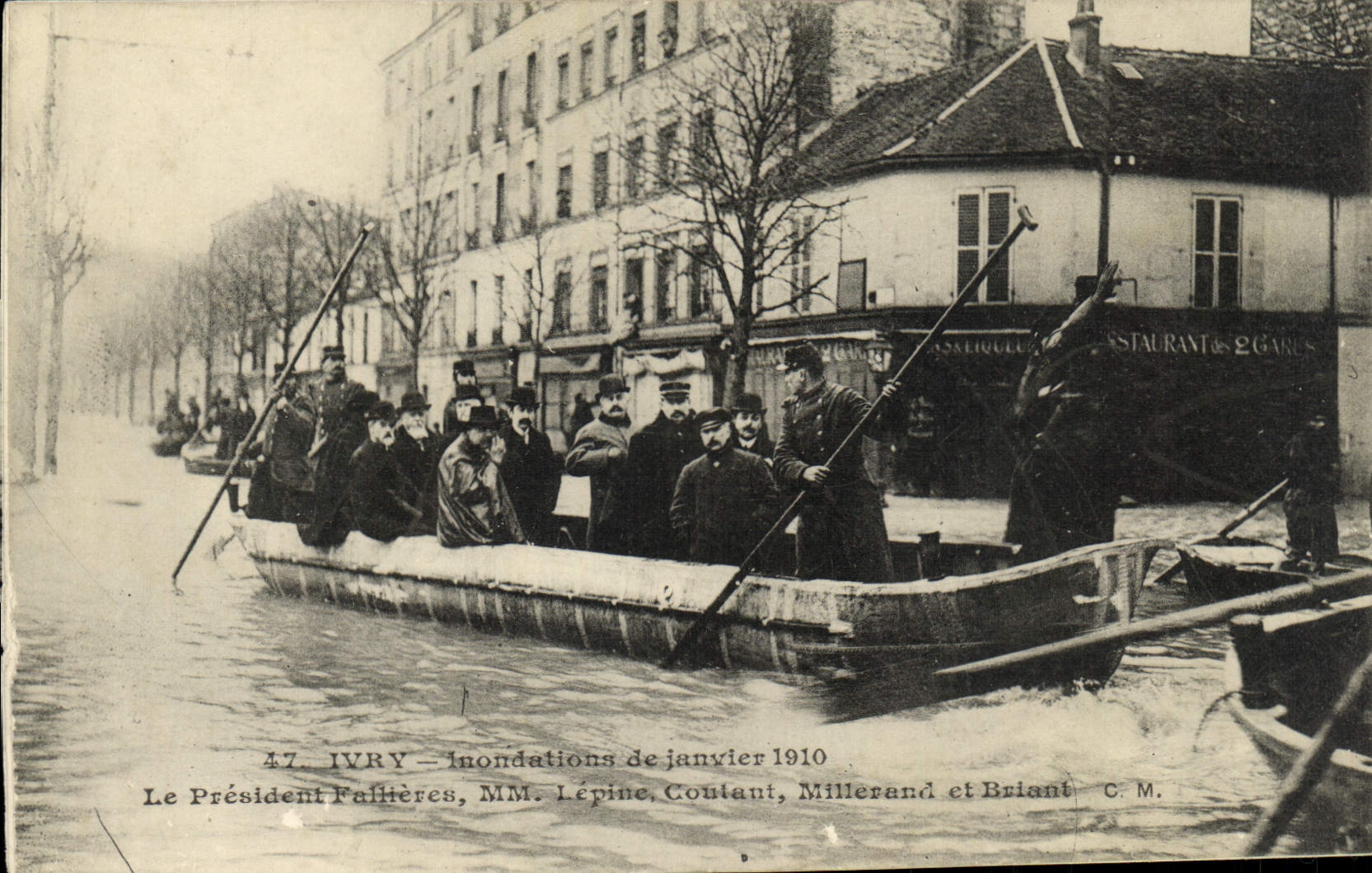 VINTAGE POSTCARD Ivry Floods of January 1910 president Falliers Lepine Telling Millerand and Briant