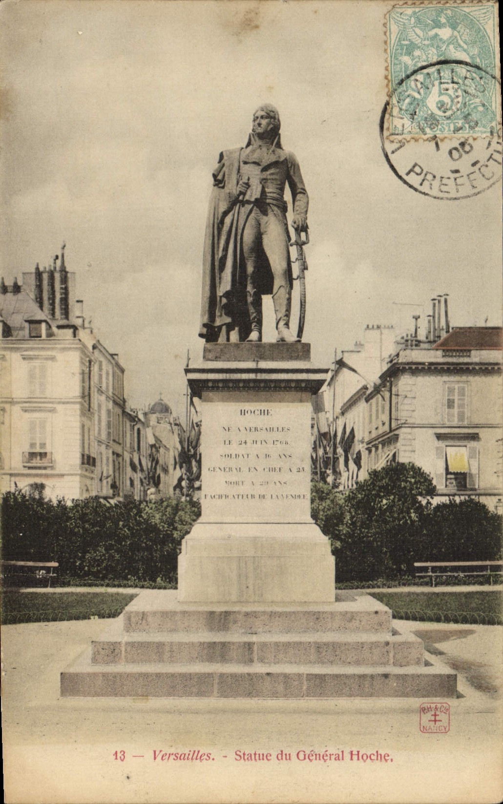 CPA Versailles Statue du General Hoche