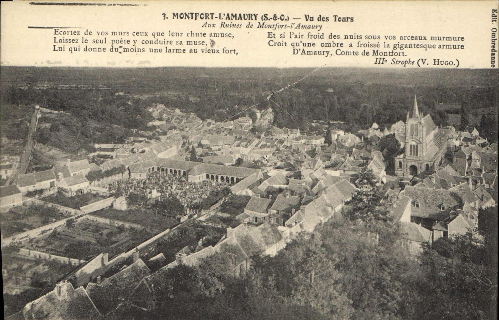 CPA Montfort l'Amaury Vue des Tours