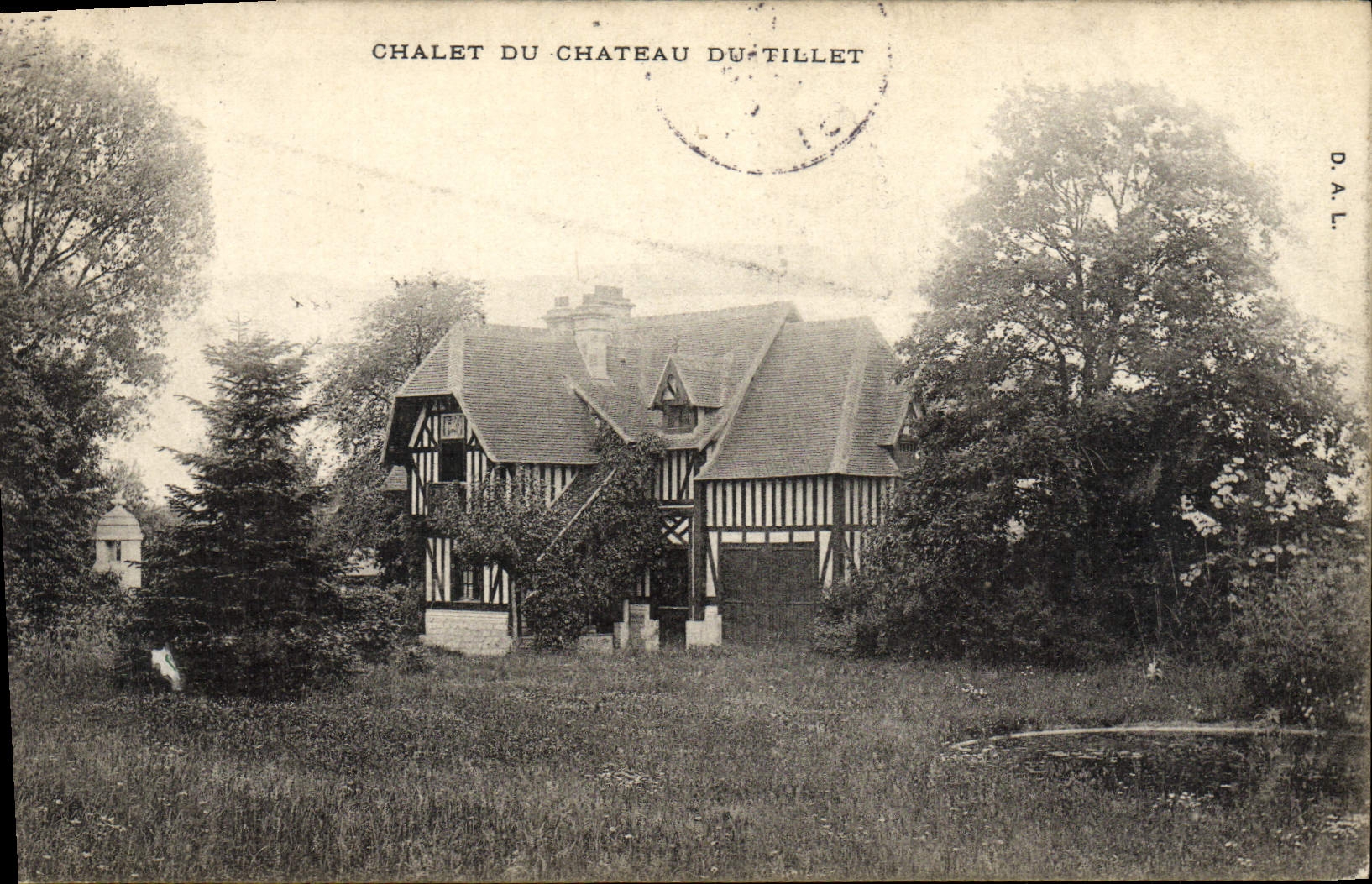 VINTAGE POSTCARD Country cottage of the Castle of Tillet