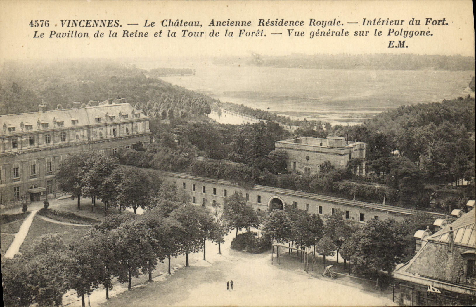 POSTAL Vincennes de la VENDIMIA el viejo interior real de la residencia del castillo de la fortaleza
