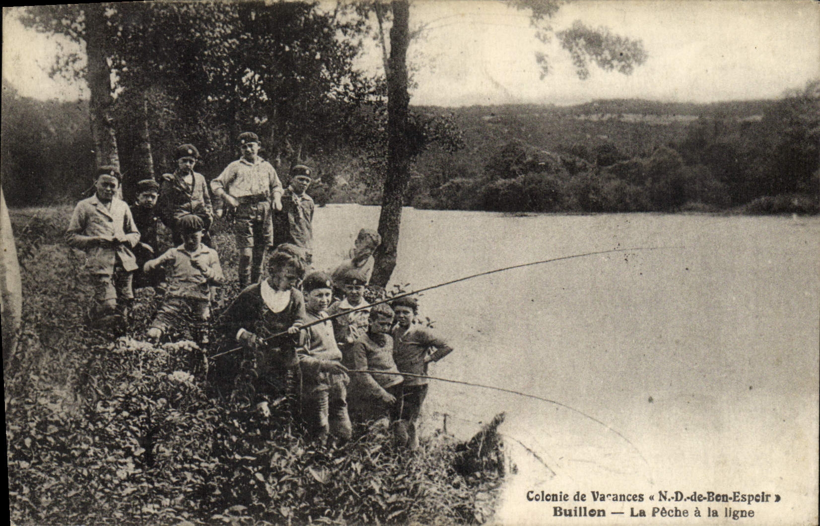 CPA Colonie de Vascaces ND de Bon Espoir Buillon La peche a la ligne Enfants TOP