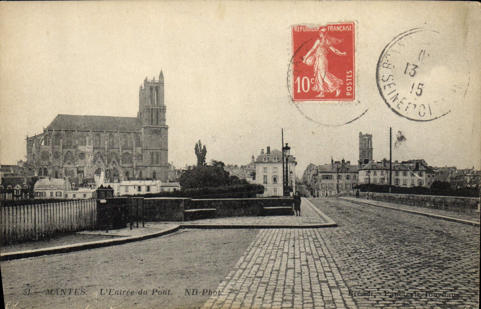 CPA Mantes L'Entree du Pont