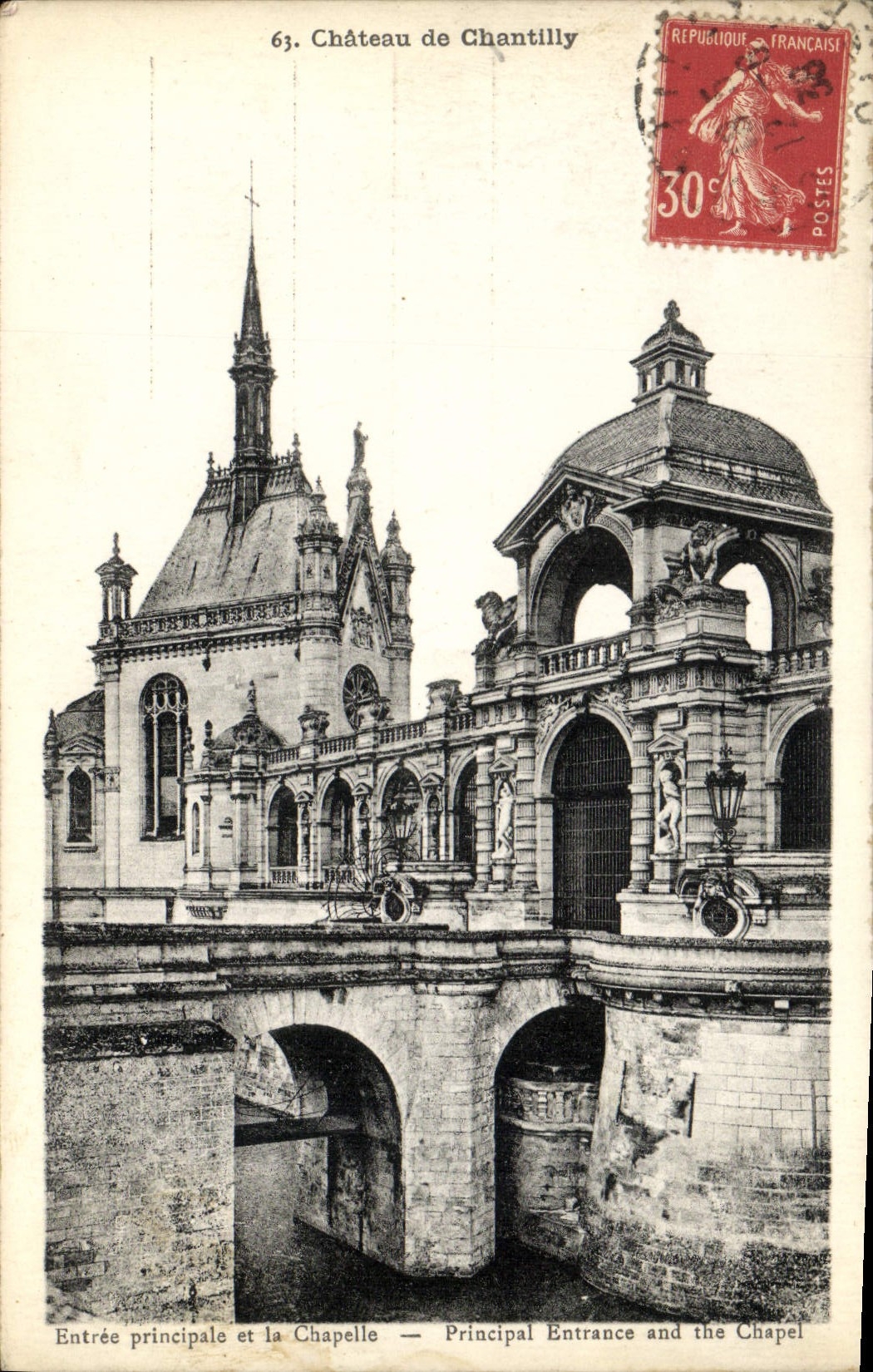 VINTAGE POSTCARD Castle of Chantilly Main entrance and the vault