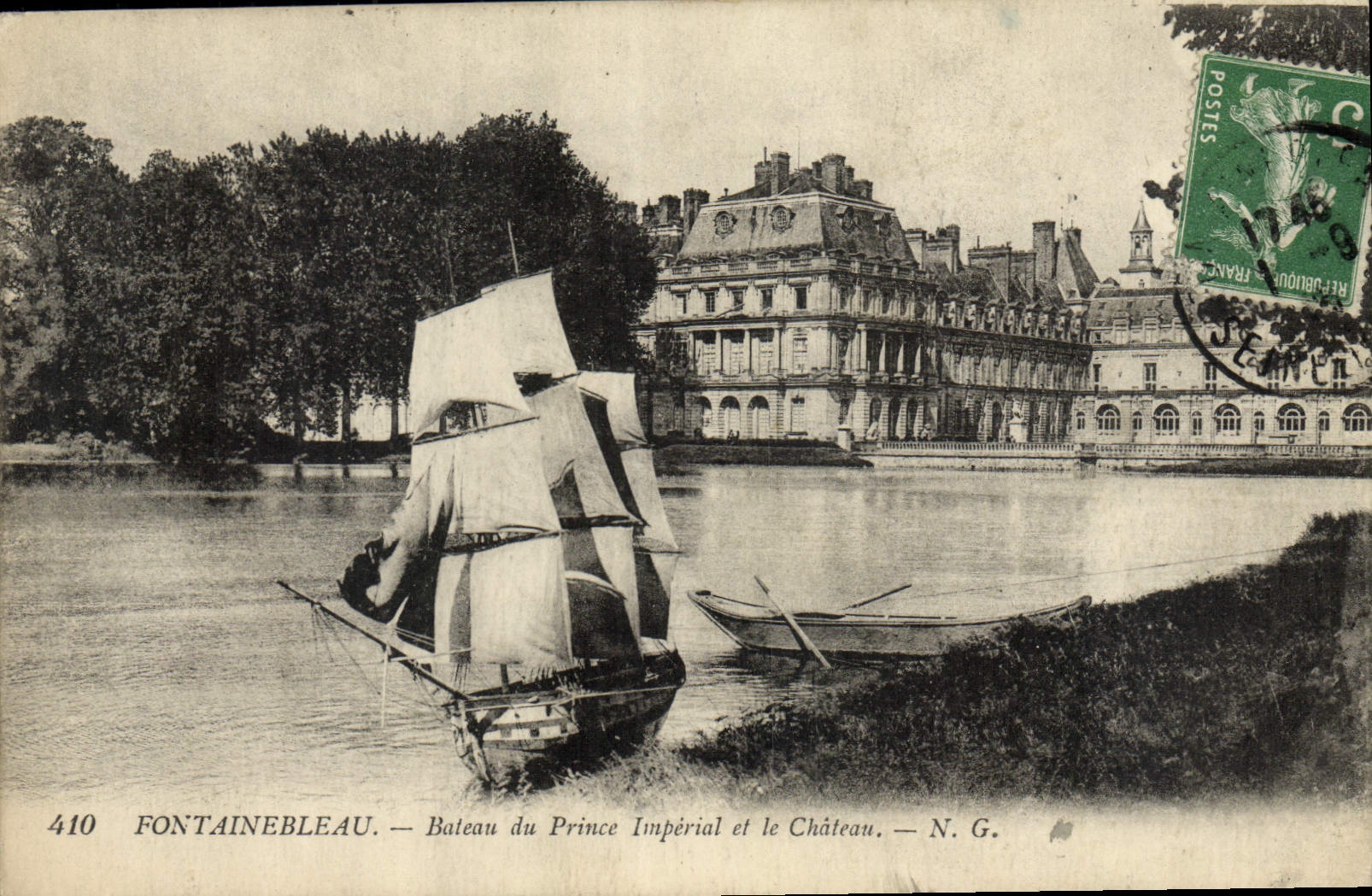 CPA Fontainebleau Bateau Du Prince Imperial et le chateau