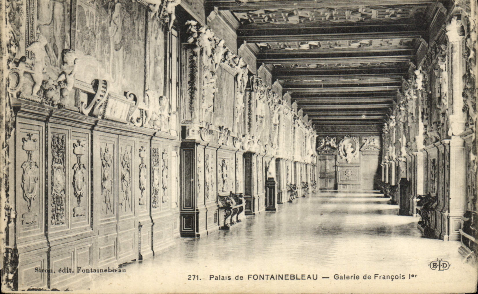 CPA Palais De Fontainebleau Galerie de Francois 1er
