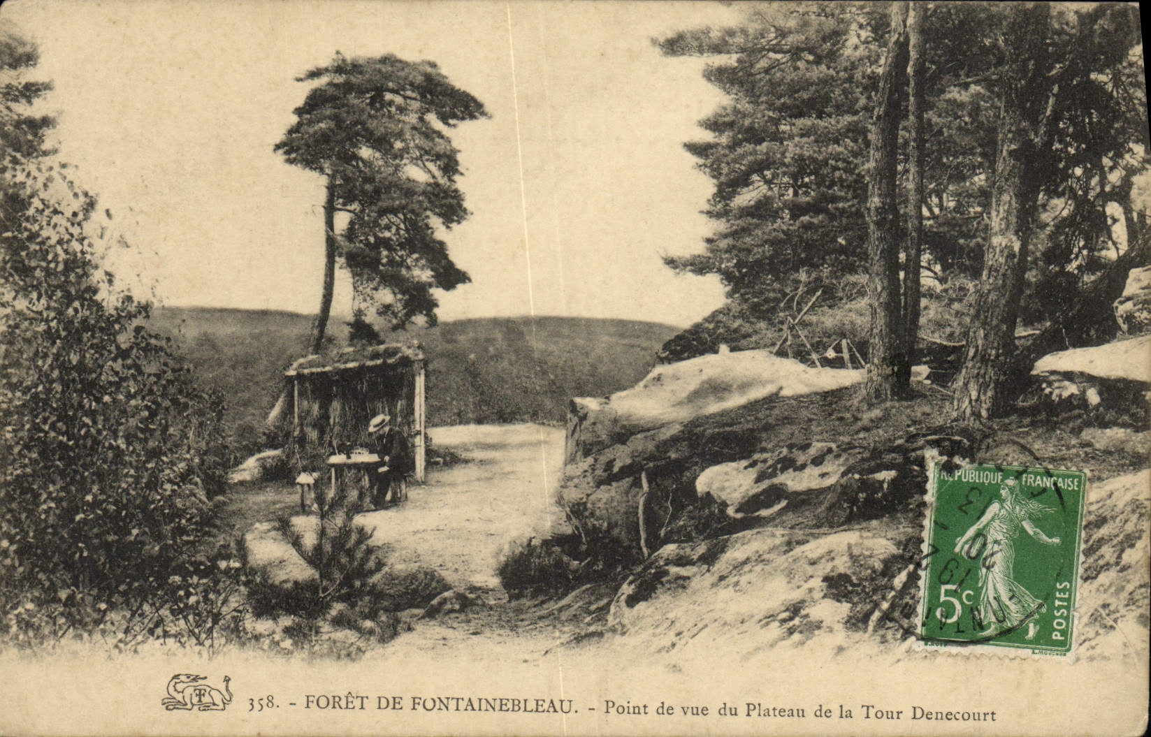 VINTAGE POSTCARD Drill De Fontainebleau Point of view of the plate of the Denecourt tower