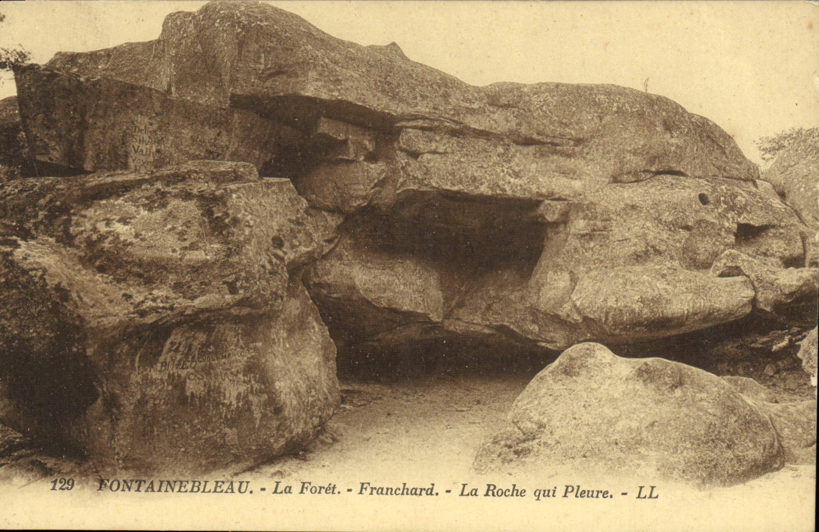 VINTAGE POSTCARD Fontainebleau the Franchard Drill the Rock Which Cries