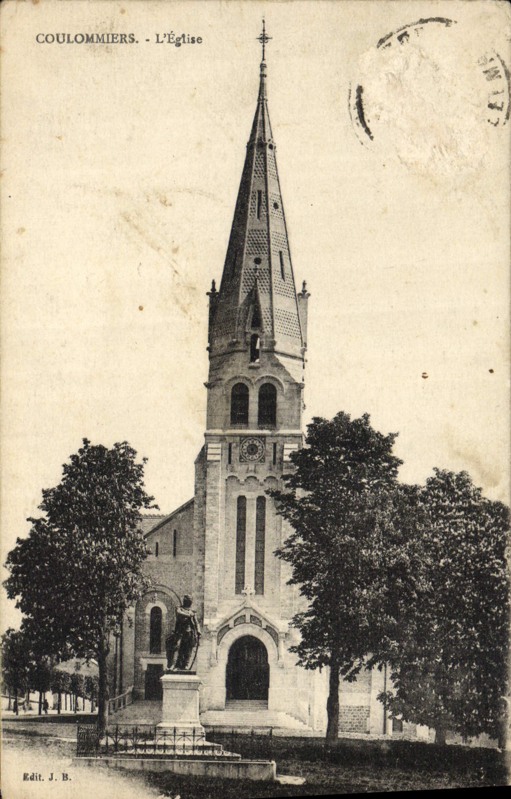 VINTAGE POSTCARD Coulommiers the Church