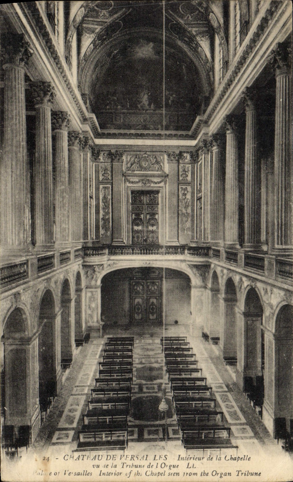 Castillo de la POSTAL de la VENDIMIA de Versalles interior de la cámara acorazada vista del desván de órgano
