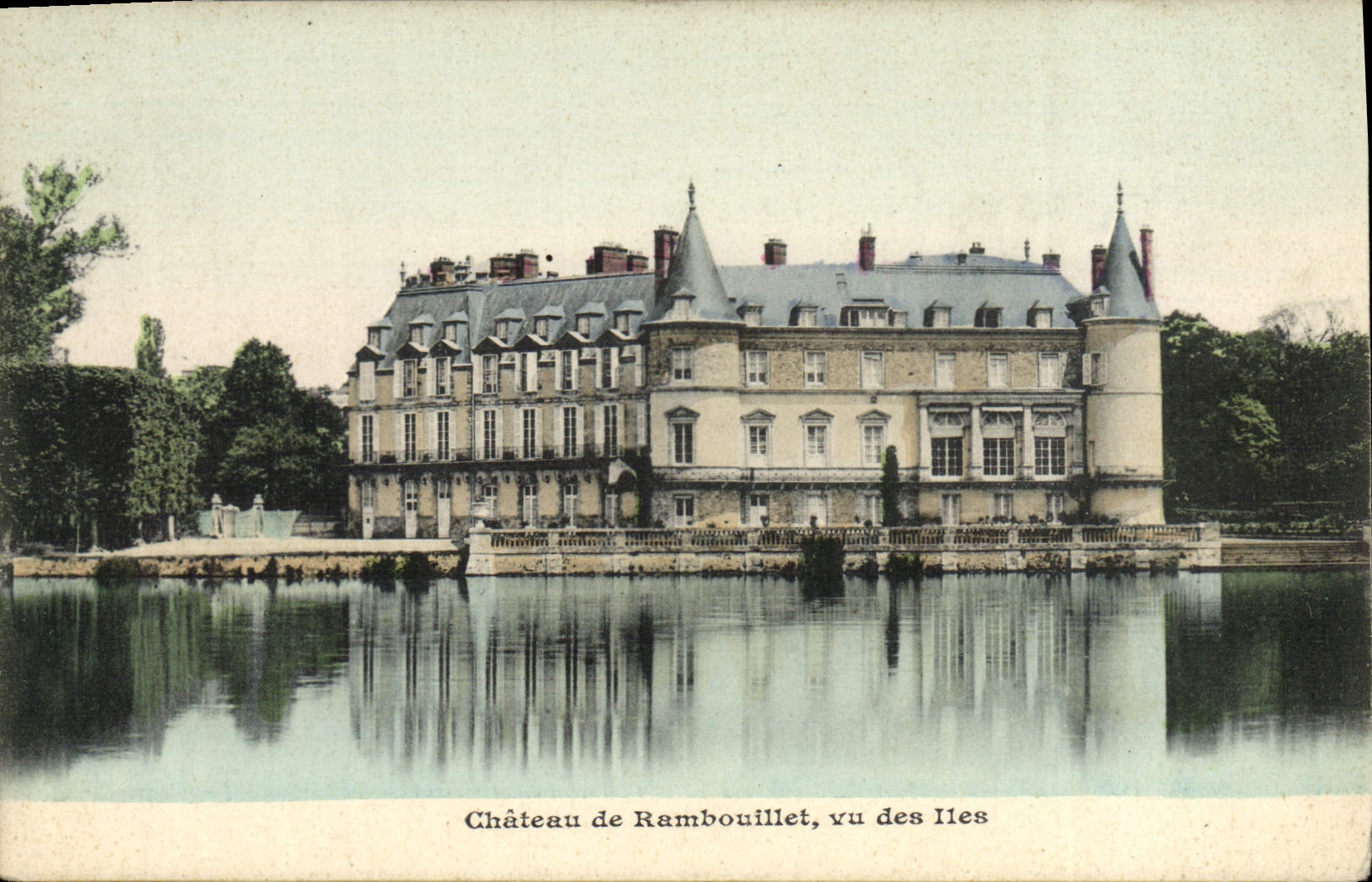 CPA Chateau de Rambouillet vu des iles