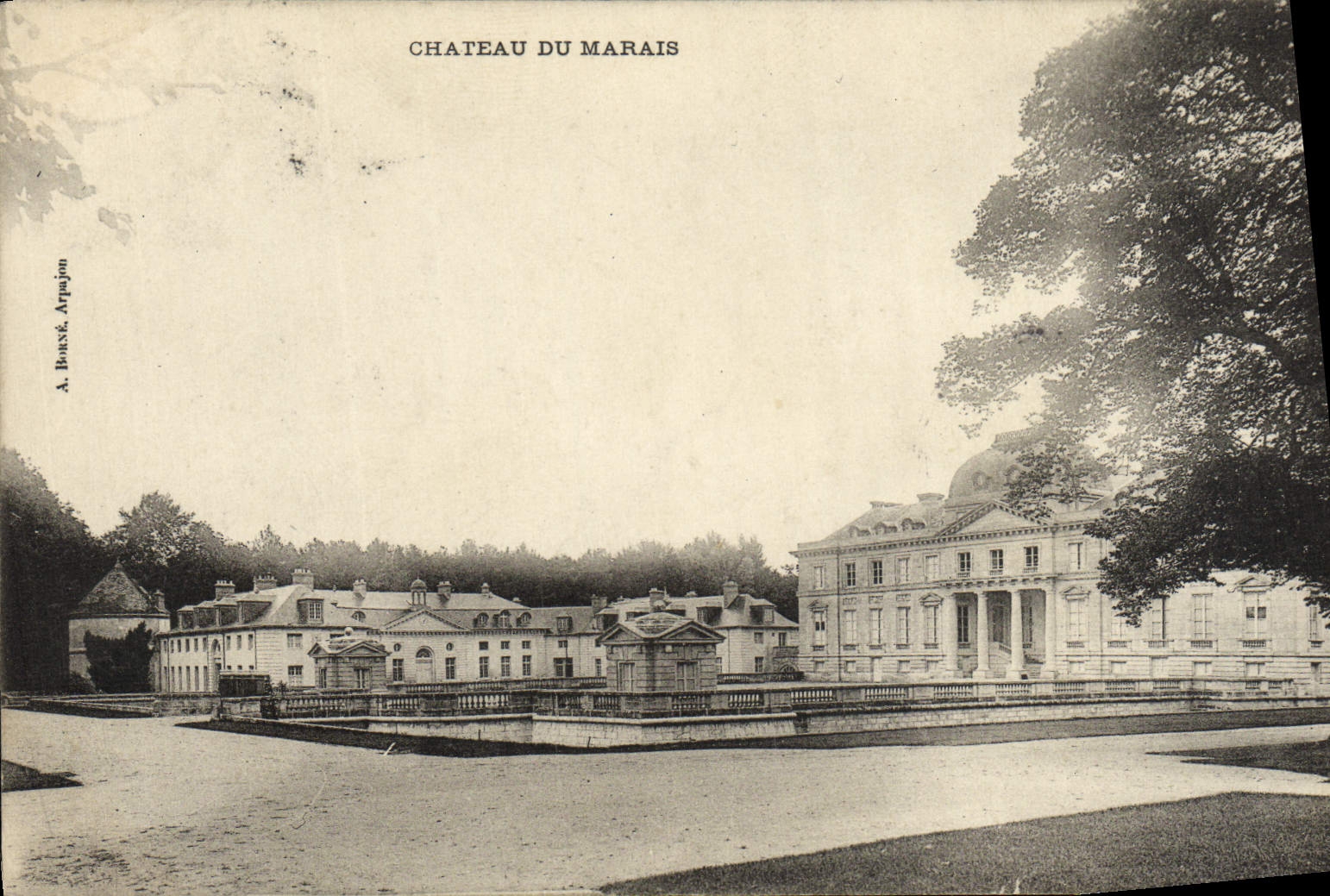 VINTAGE POSTCARD Castle Of the Marsh