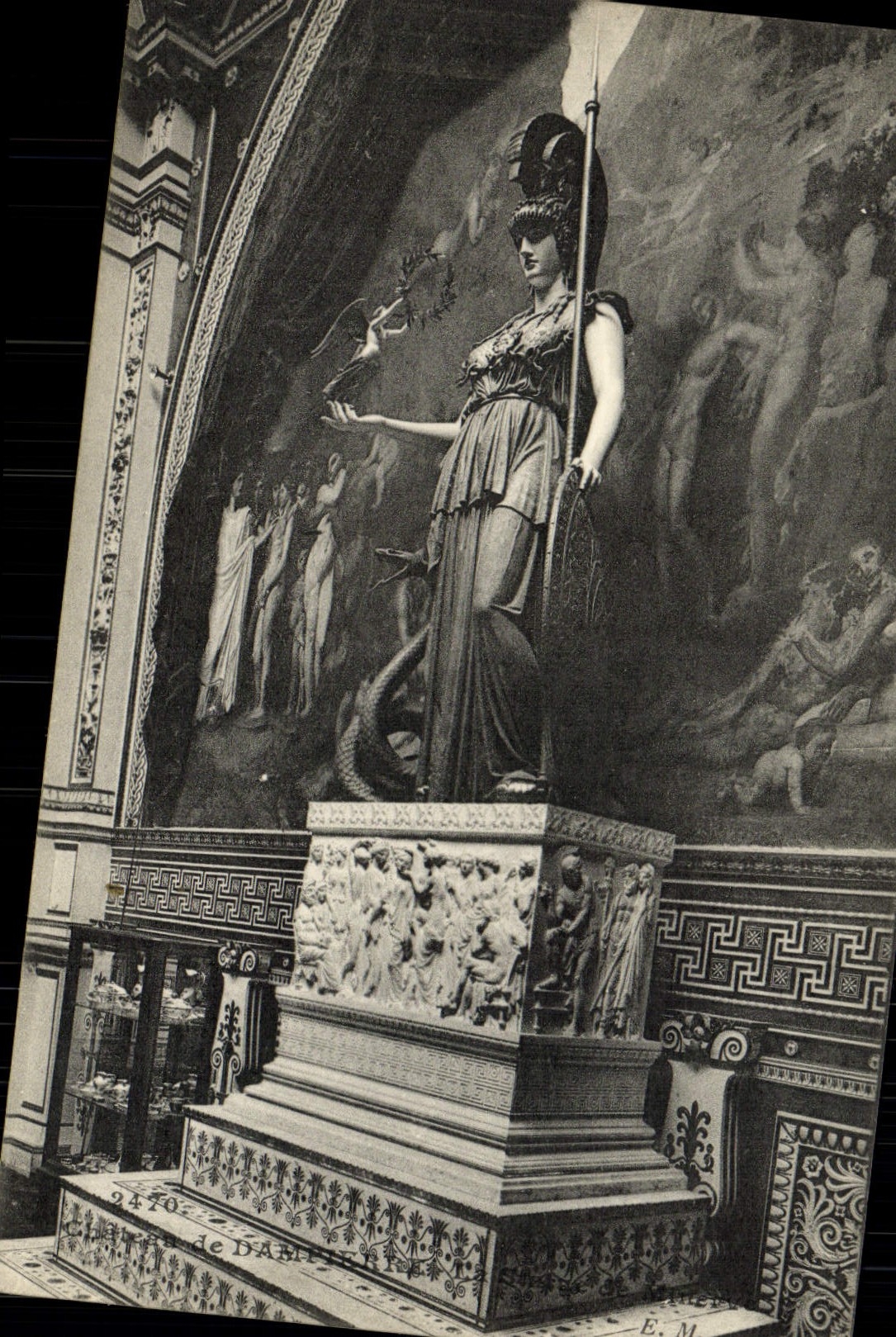 VINTAGE POSTCARD Castle of Dampierre the statue of Minerve