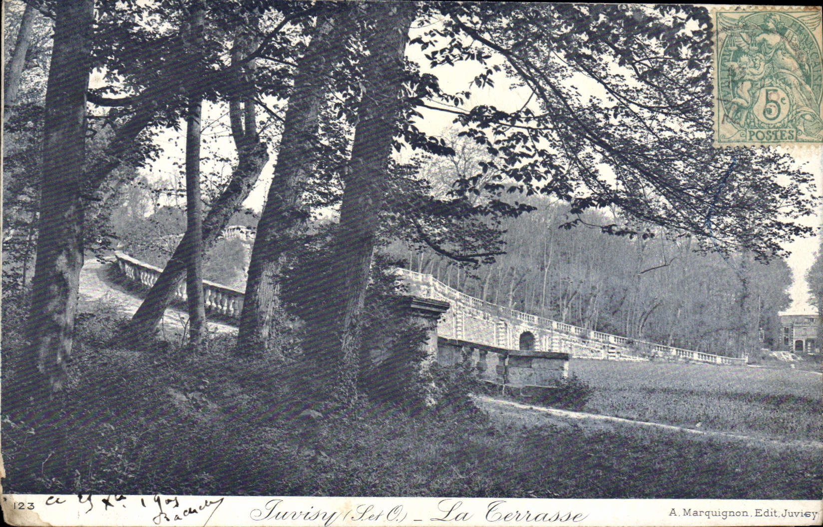 VINTAGE POSTCARD Juvisy the terrace