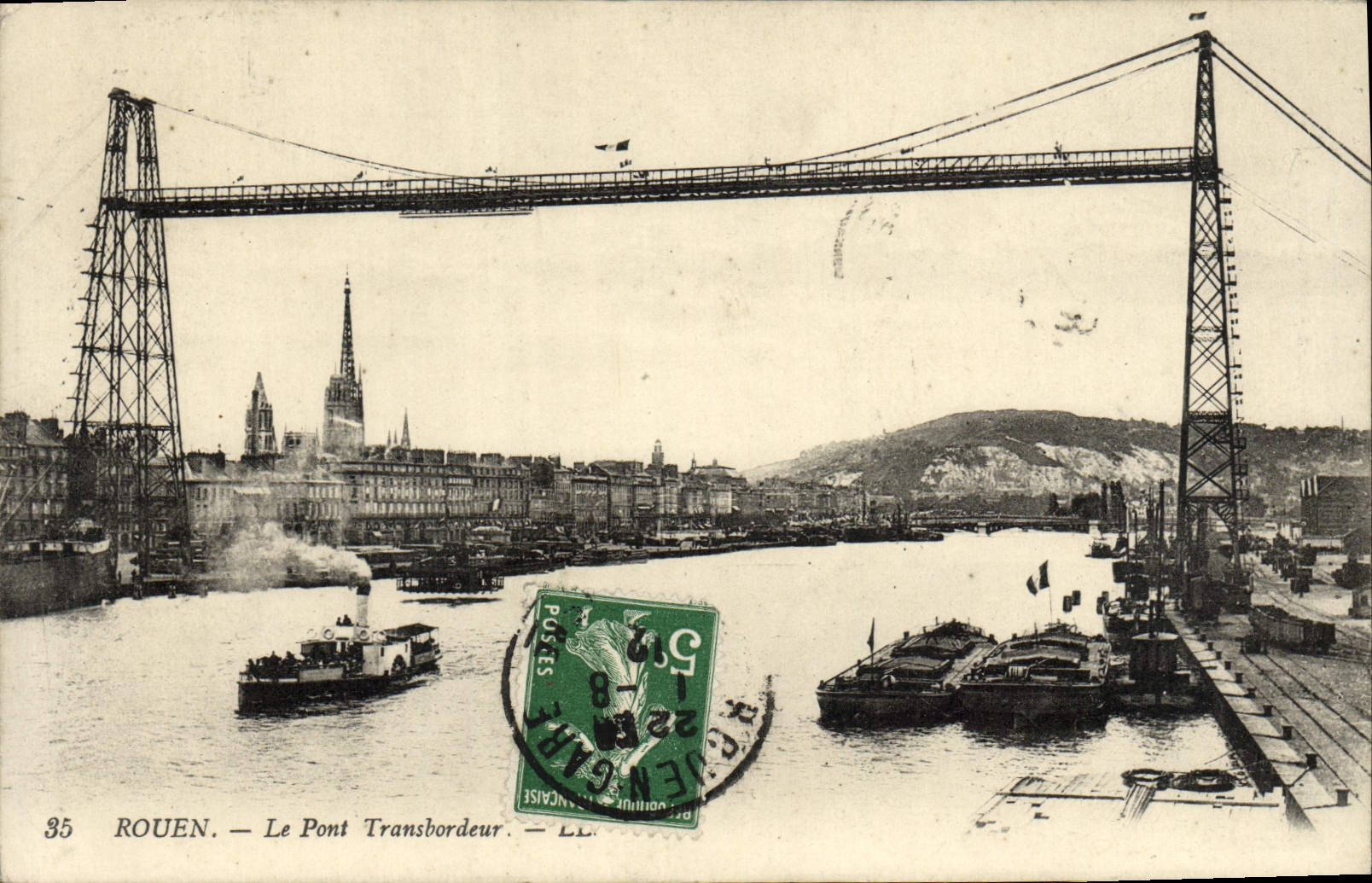 CPA Roouen Le Pont Transbordeur Bateaux Peniches