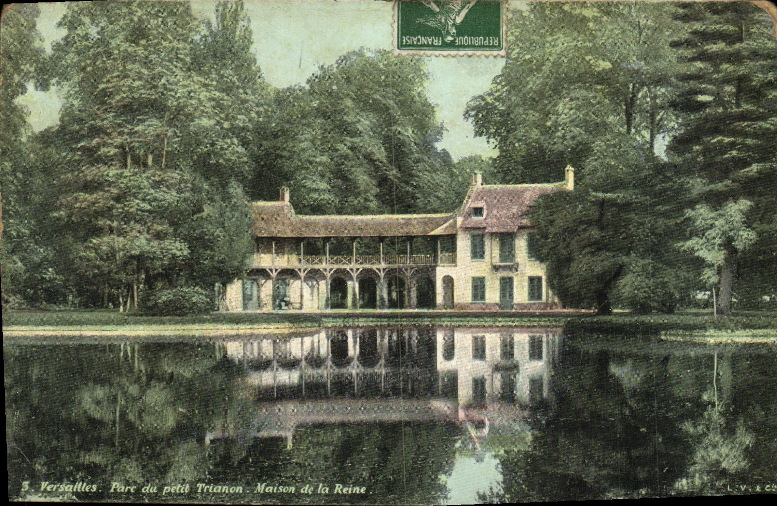 CPA Versailles Parc du Petit Trianon Maison de la Reine