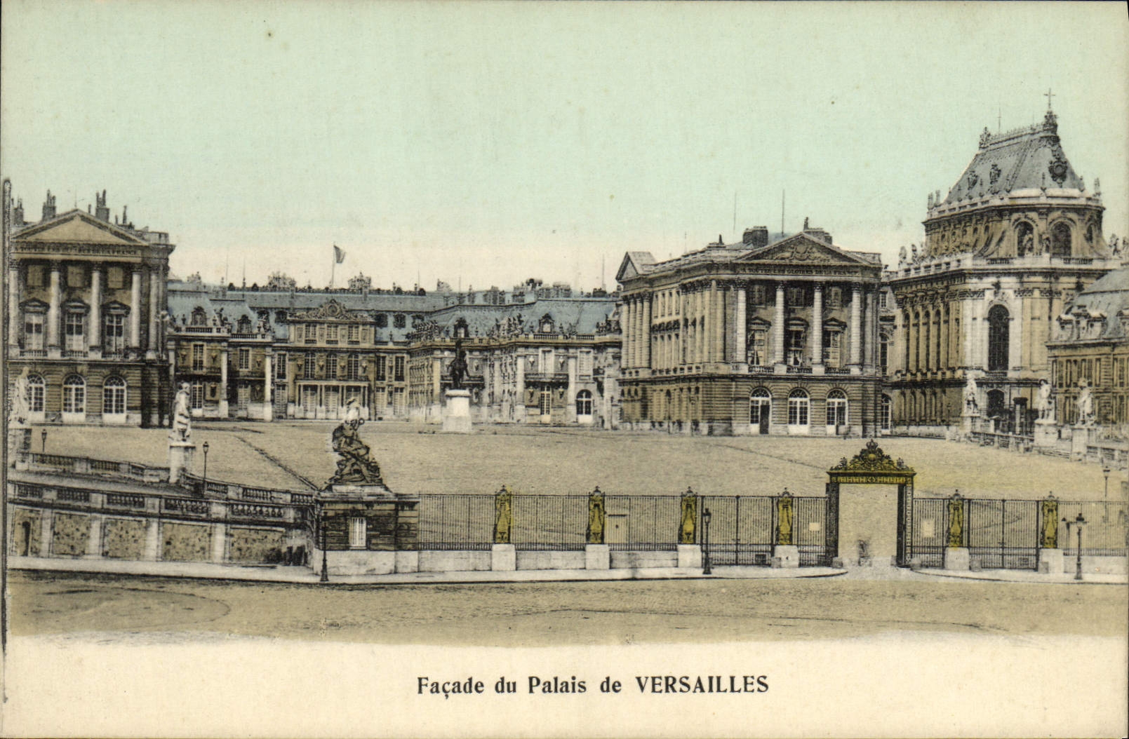 CPA Versailles Facade du Palais