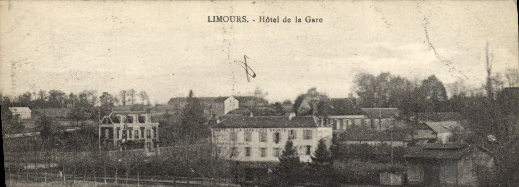 VINTAGE POSTCARD Limours Hotel of the Station