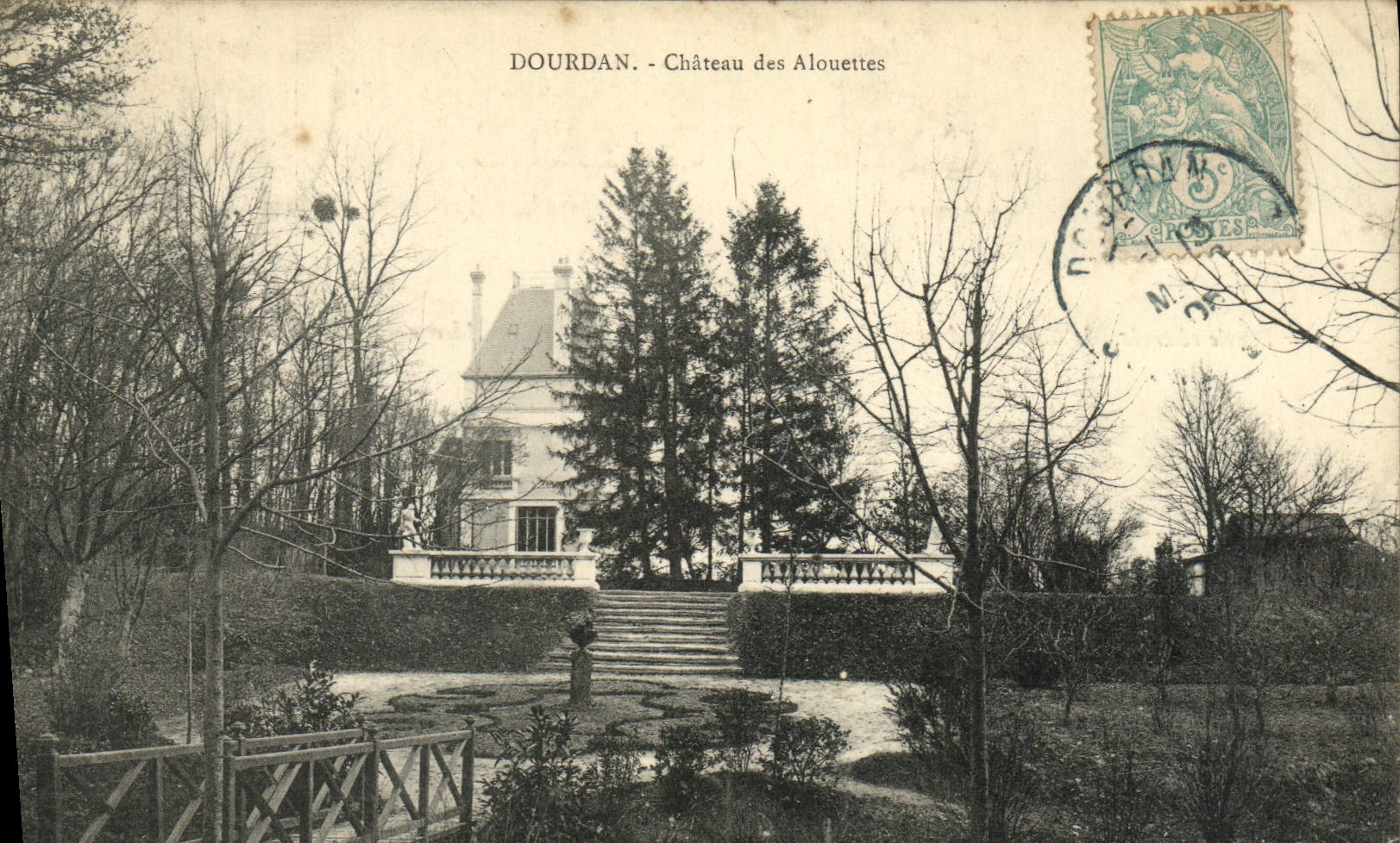 Castillo de Dourdan de la POSTAL de la VENDIMIA de las alondras