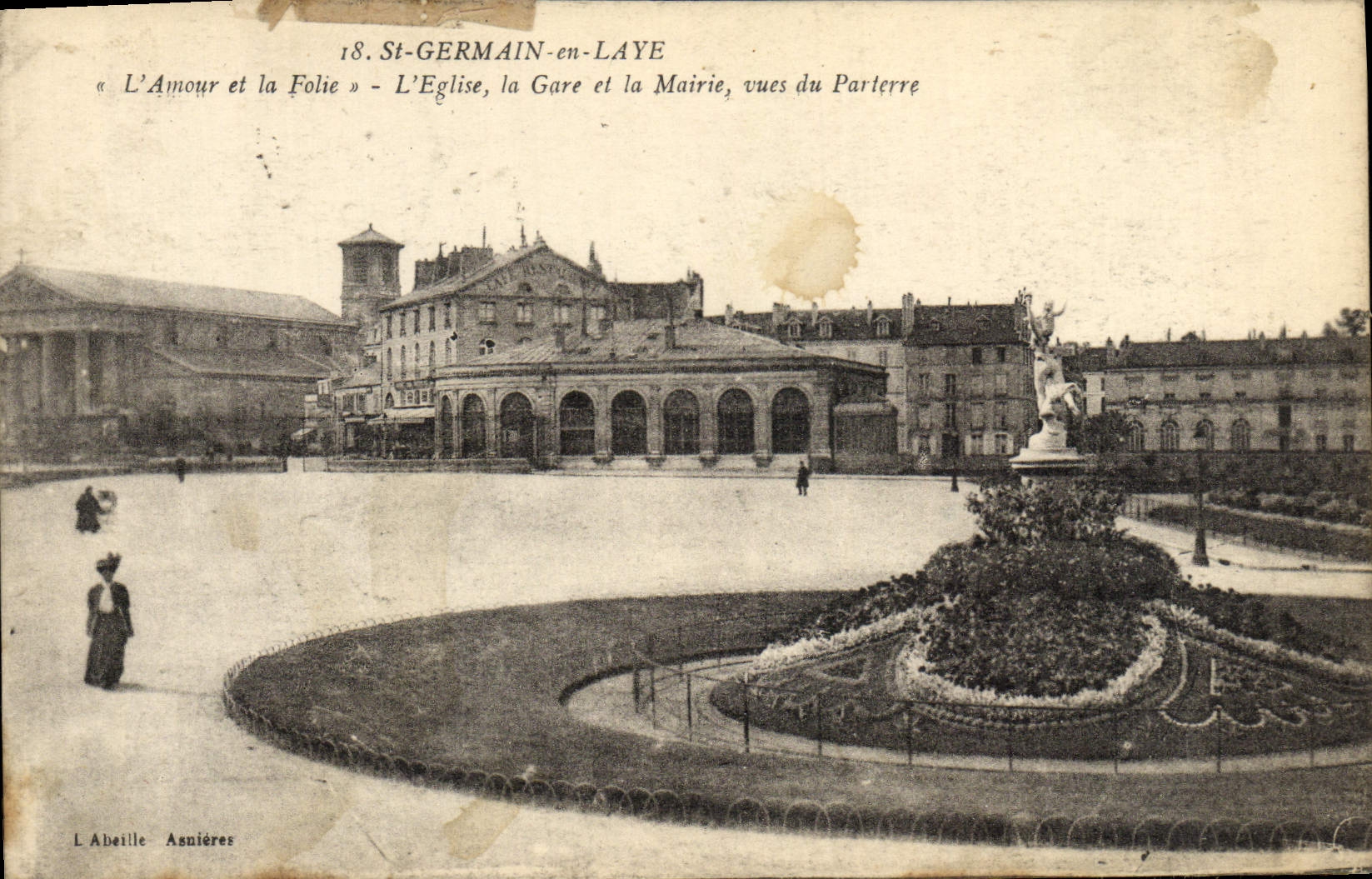 CPA St Germain en Laye L'Eglise et la Mairie Vues du parterre