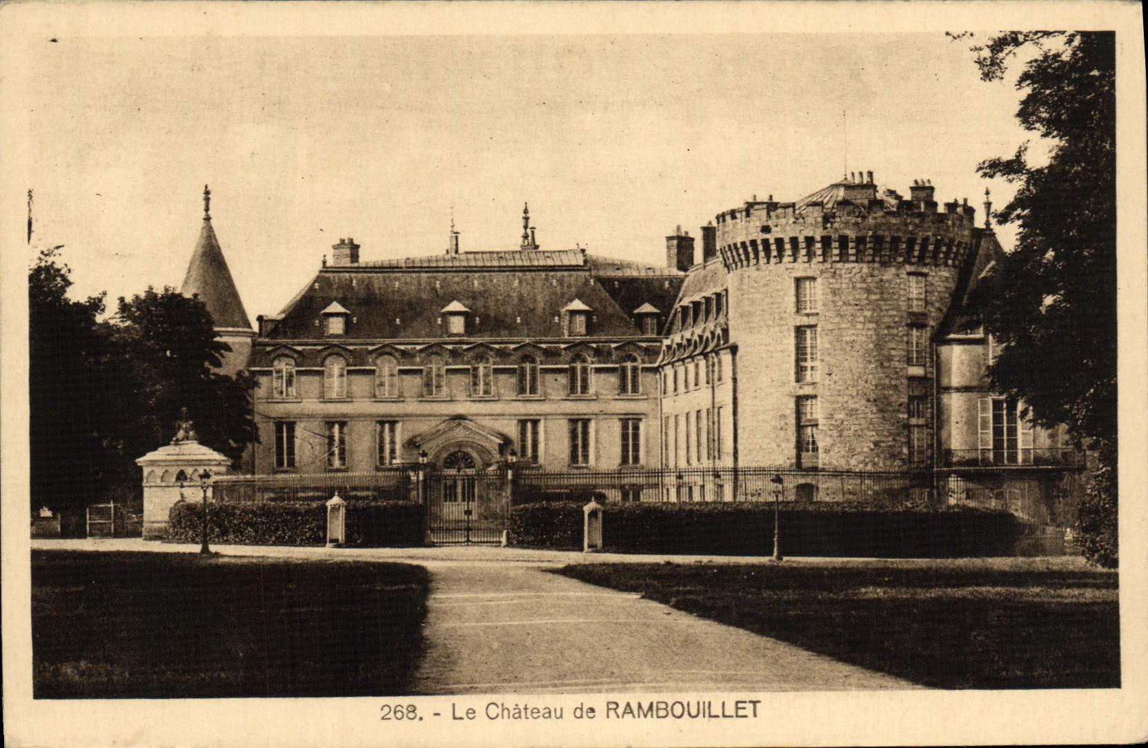 CPA Le Chateau de Rambouillet