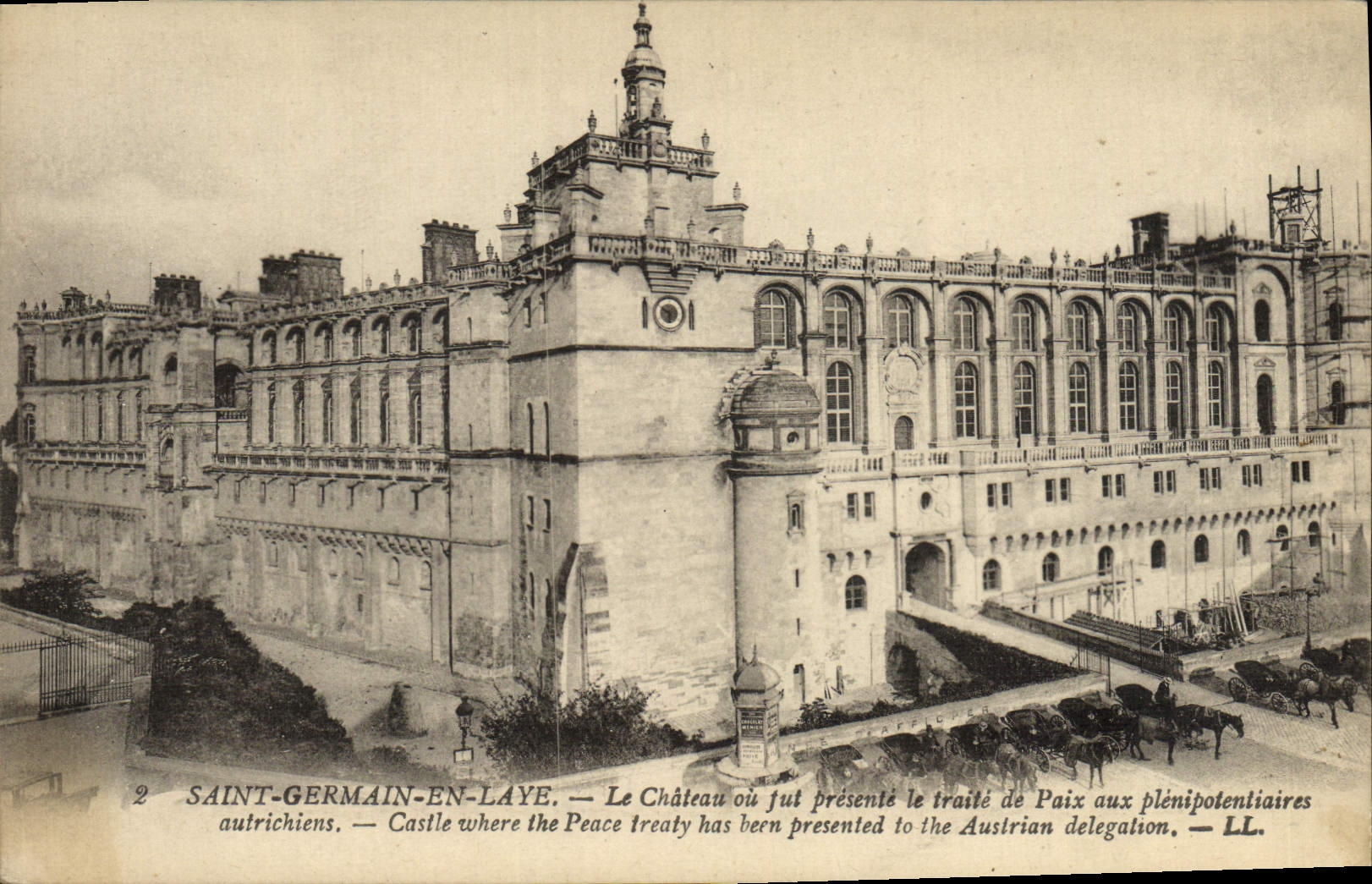 CPA Saint Germain En Laye Le chateau ou fut presente le traite de paix aux plenipotentiaires autrichiens