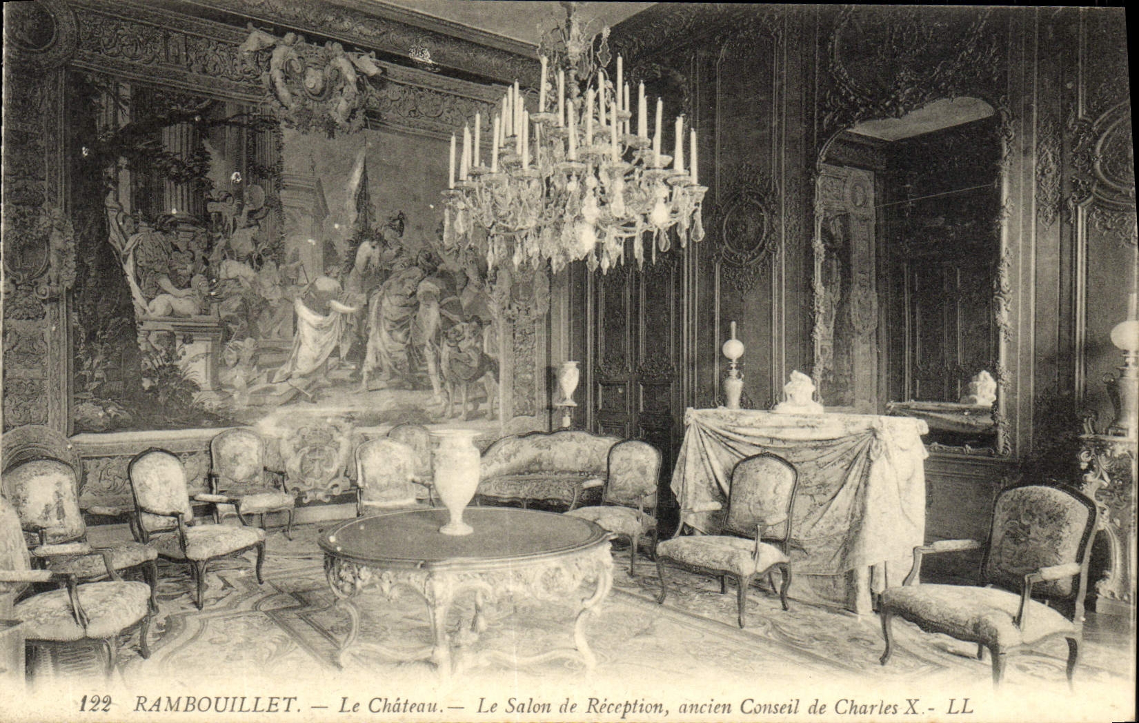 CPA Rambouillet Le Chateau la salon de reception ancien conseil de Charles X