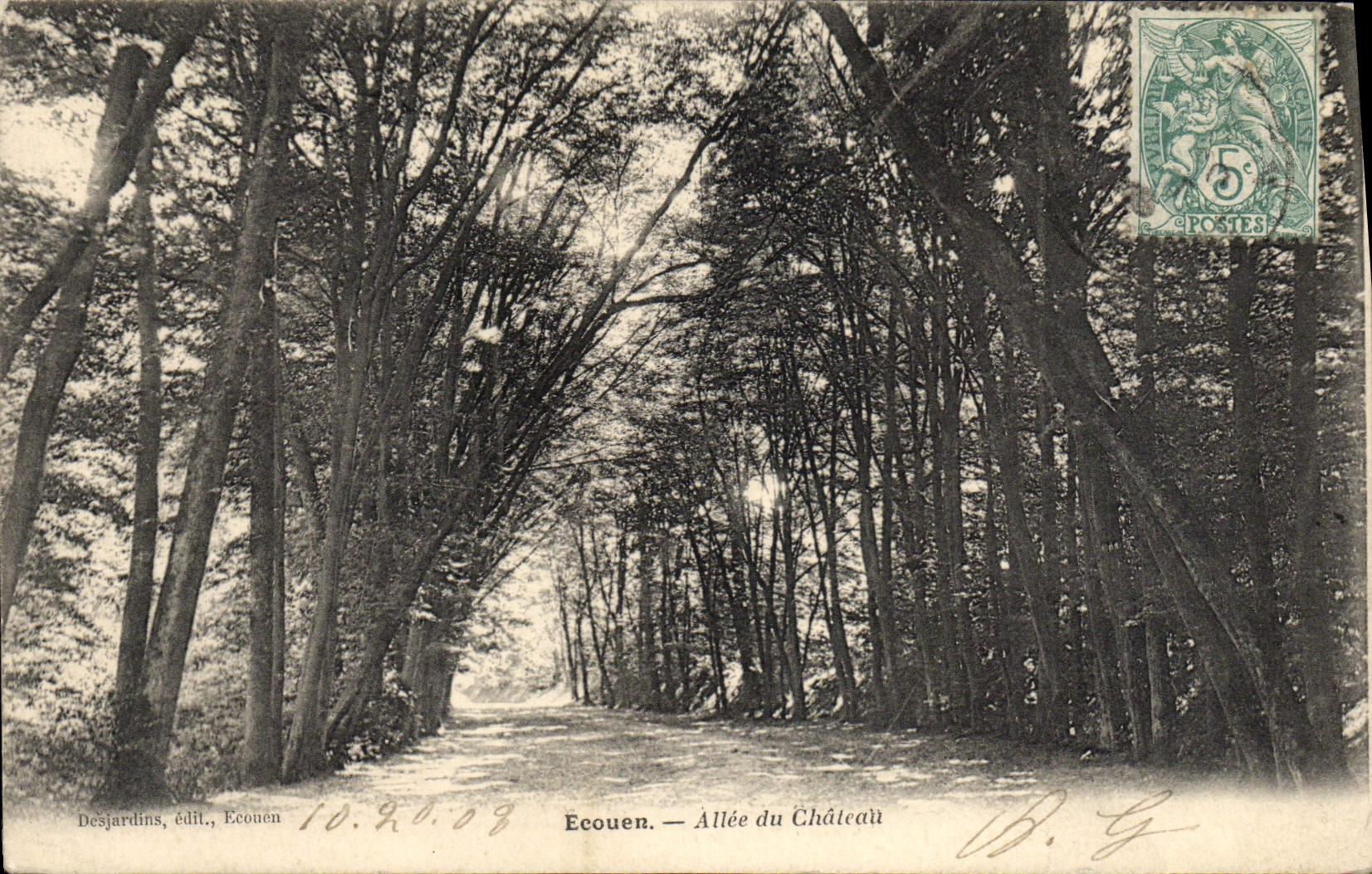 VINTAGE POSTCARD Ecouen gone of the castle