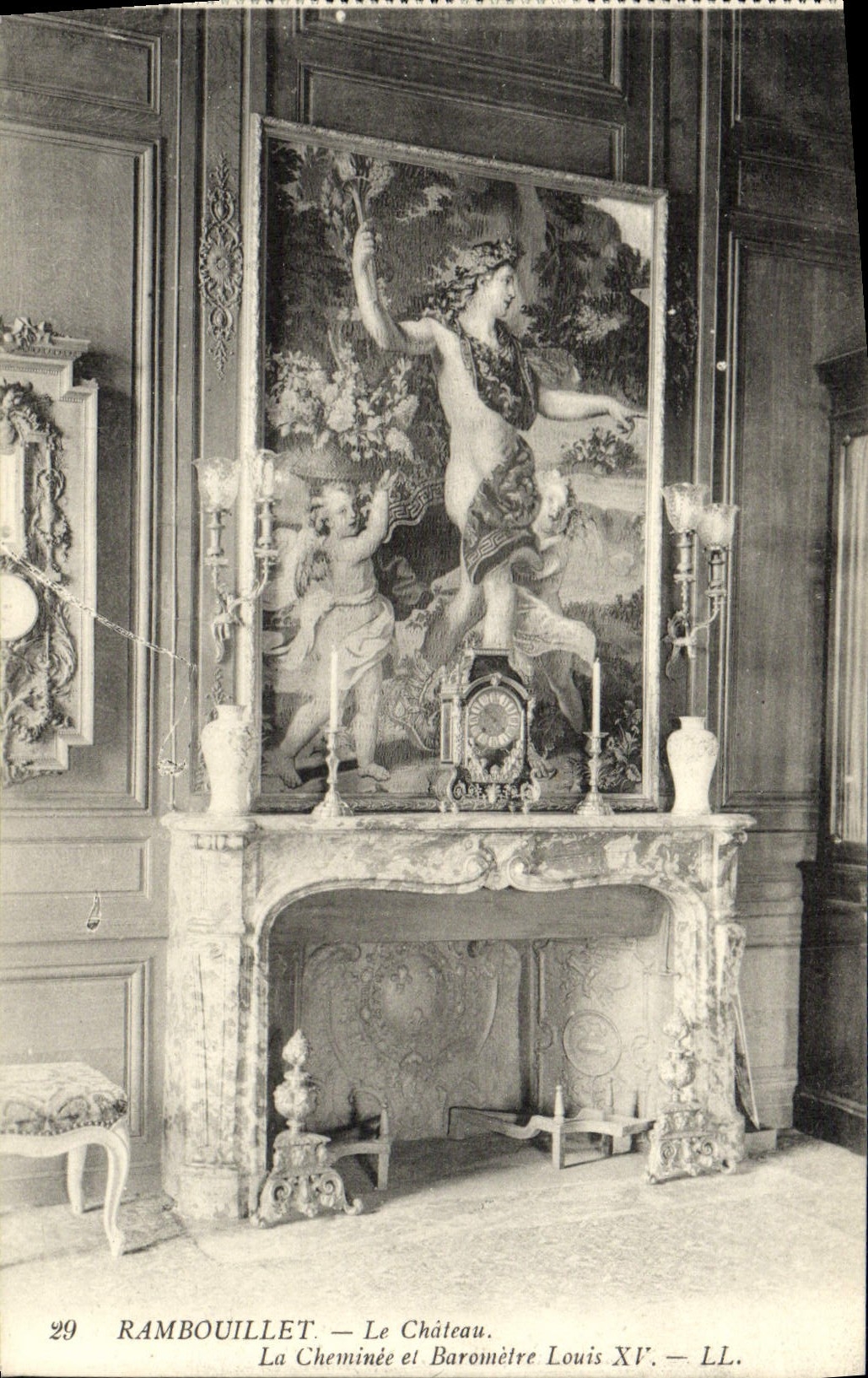 CPA Rambouillet Le chateau la cheminee et barometre Louis XV