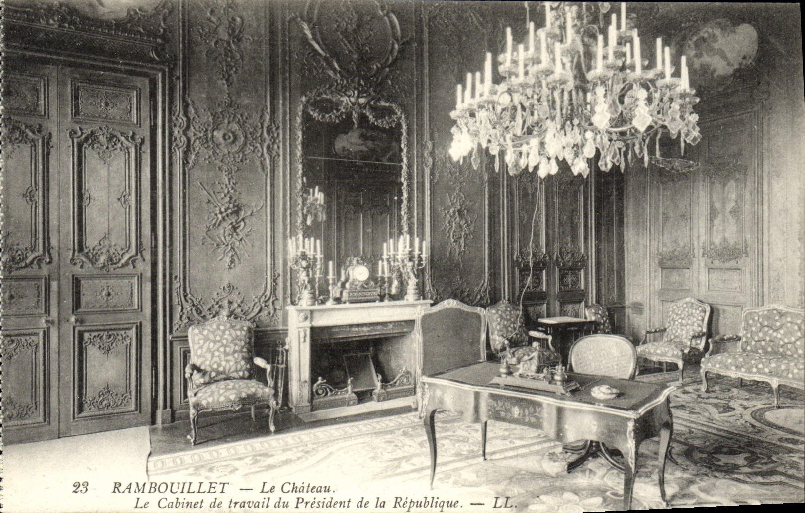 CPA Rambouillet Le chateau le cabinet de travail du president de la Republique