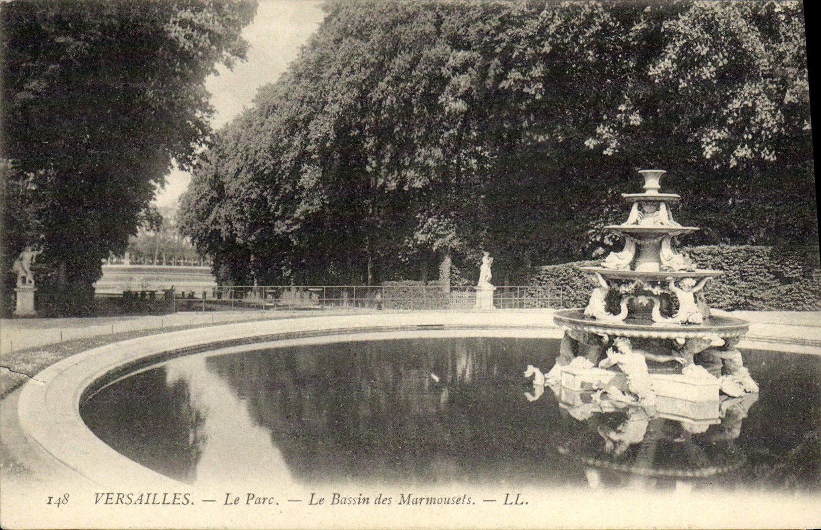 CPA Versailles Le Parc Le Bassin Des Marmousets