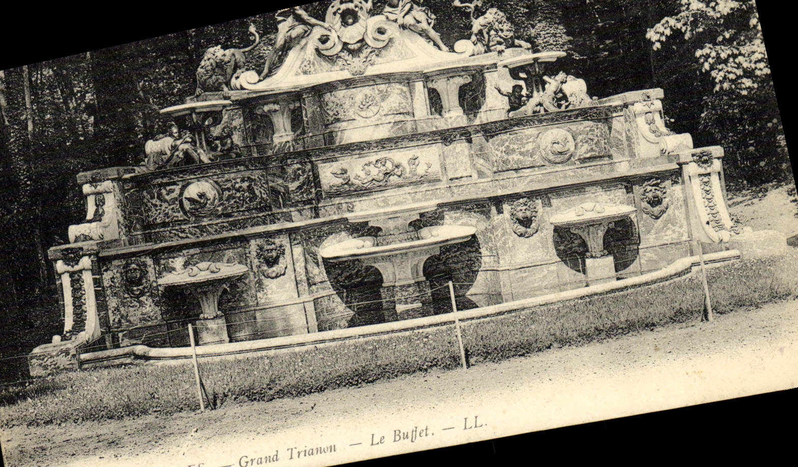 CPA Versailles Grand Trianon le buffet