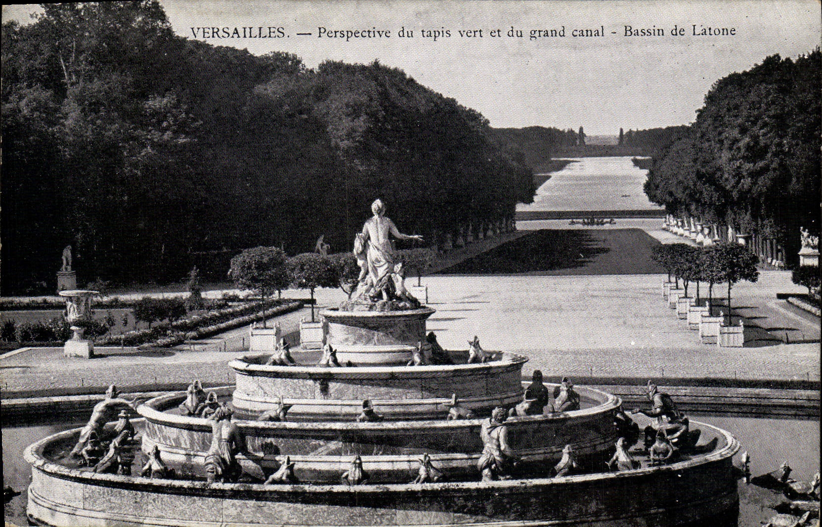 CPA Versailles Perspective du tapis vert et du grand canal bassin de Latone