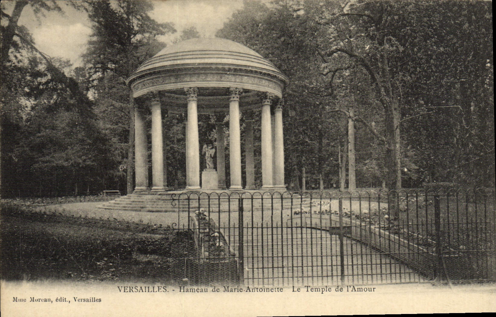CPA Versailles Hameau De Marie Antoinette Le Temple de l'amour