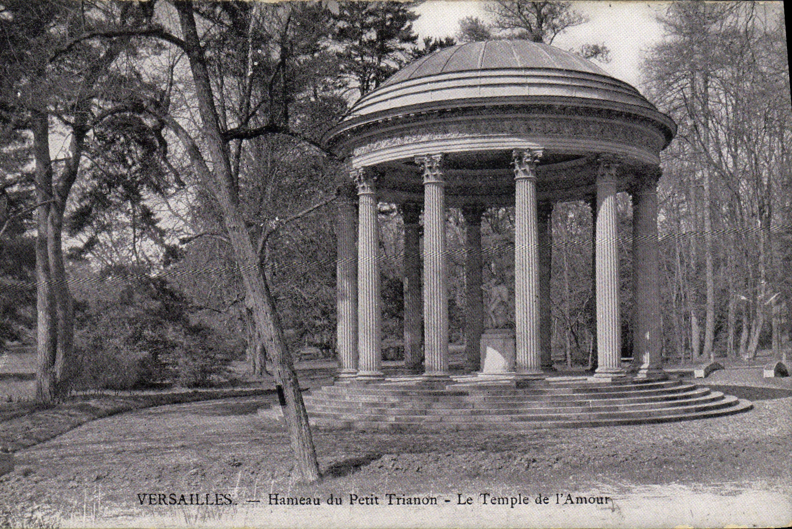POSTAL Versalles Hamlet De Trianon de la VENDIMIA el templo del amor