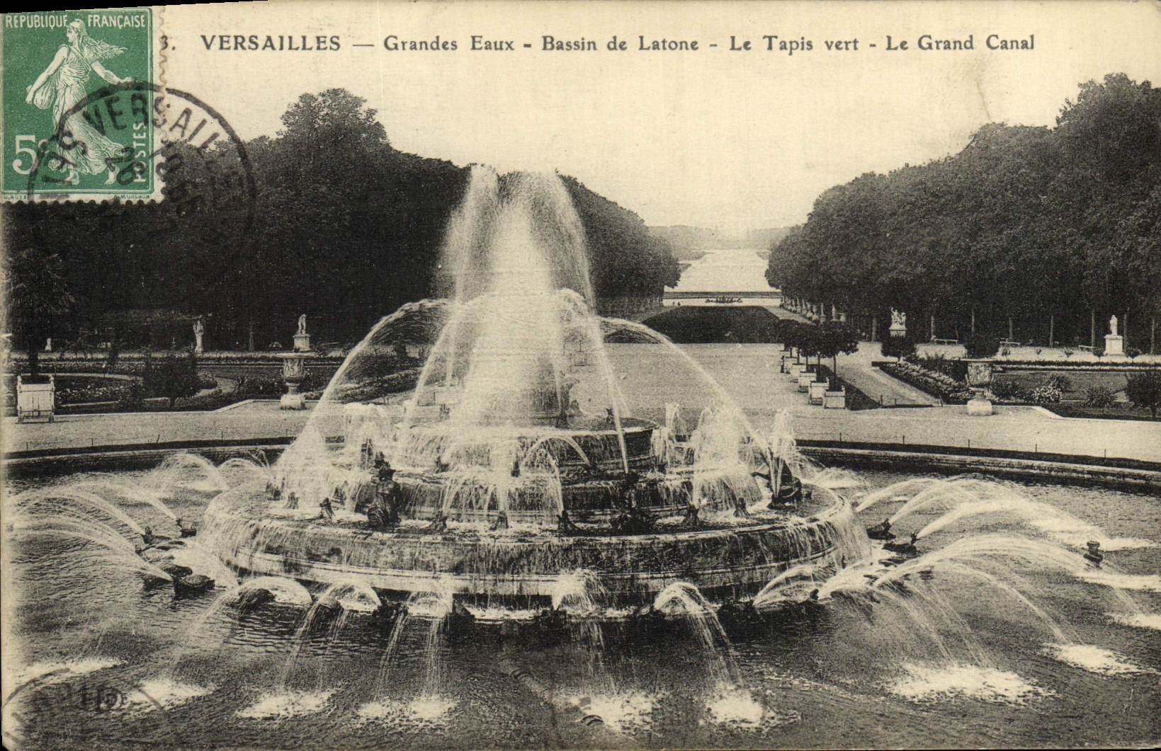 Lavabo grande del agua de Versalles de la POSTAL de la VENDIMIA del latone la alfombra verde el canal grande