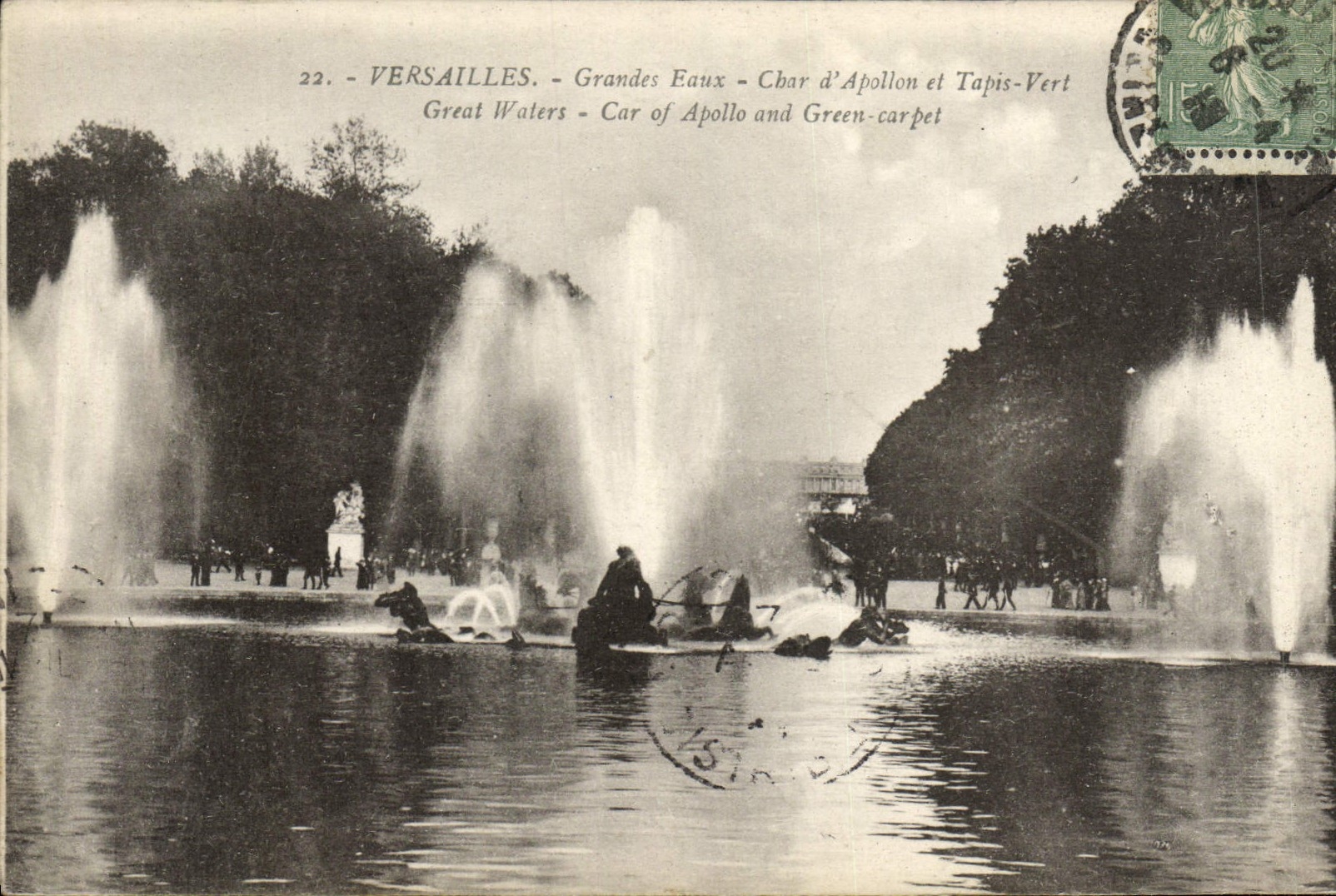 CPA Versailles Grandes Eaux Char d'apollon et tapis vert 
