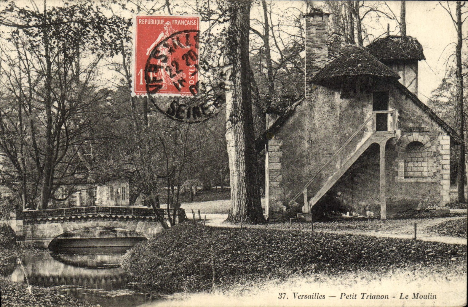 POSTAL Versalles pequeño Trianon Mouiln de la VENDIMIA