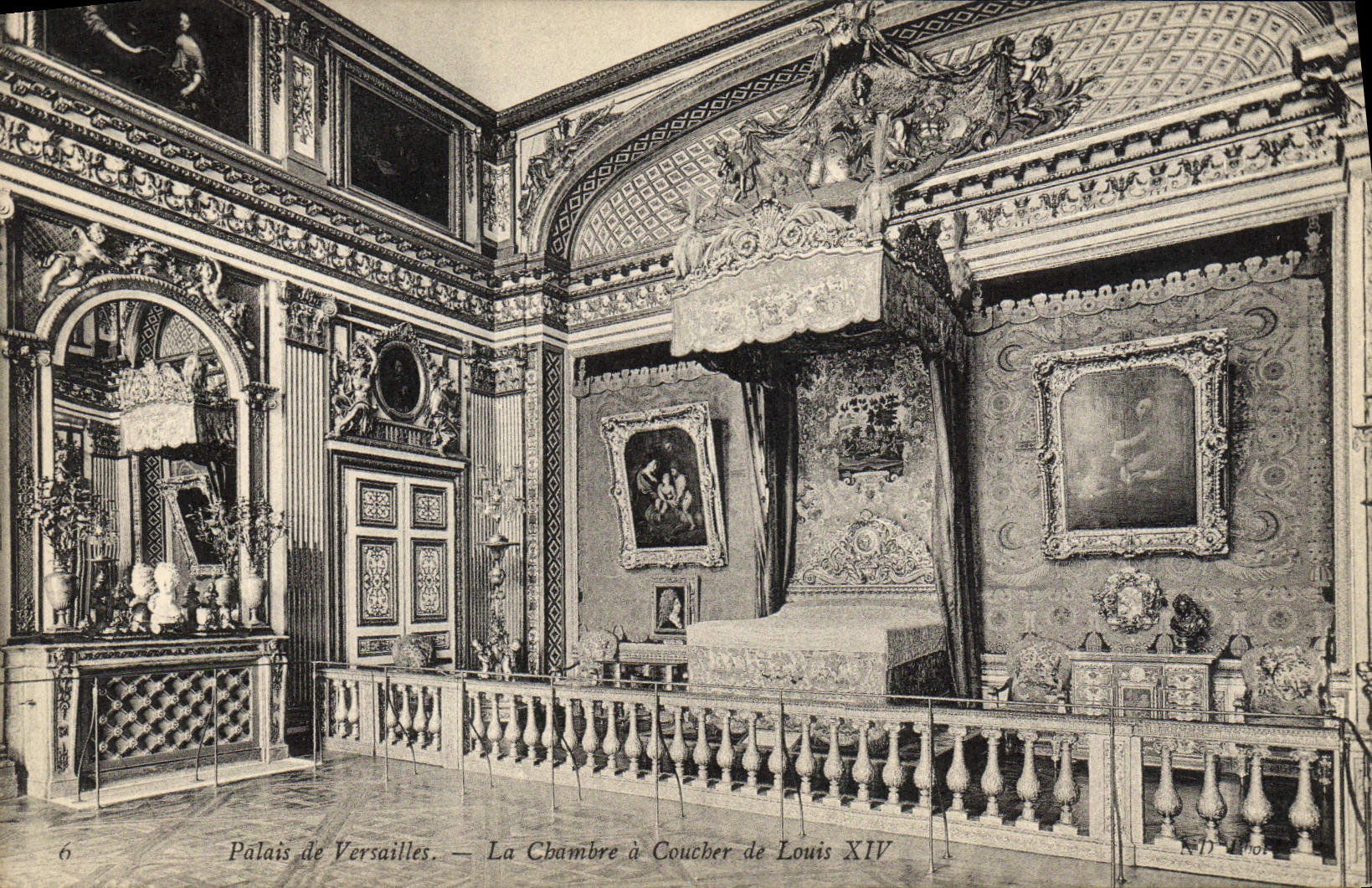CPA Palais De Versailles La Chambre A Coucher De Louis XIV