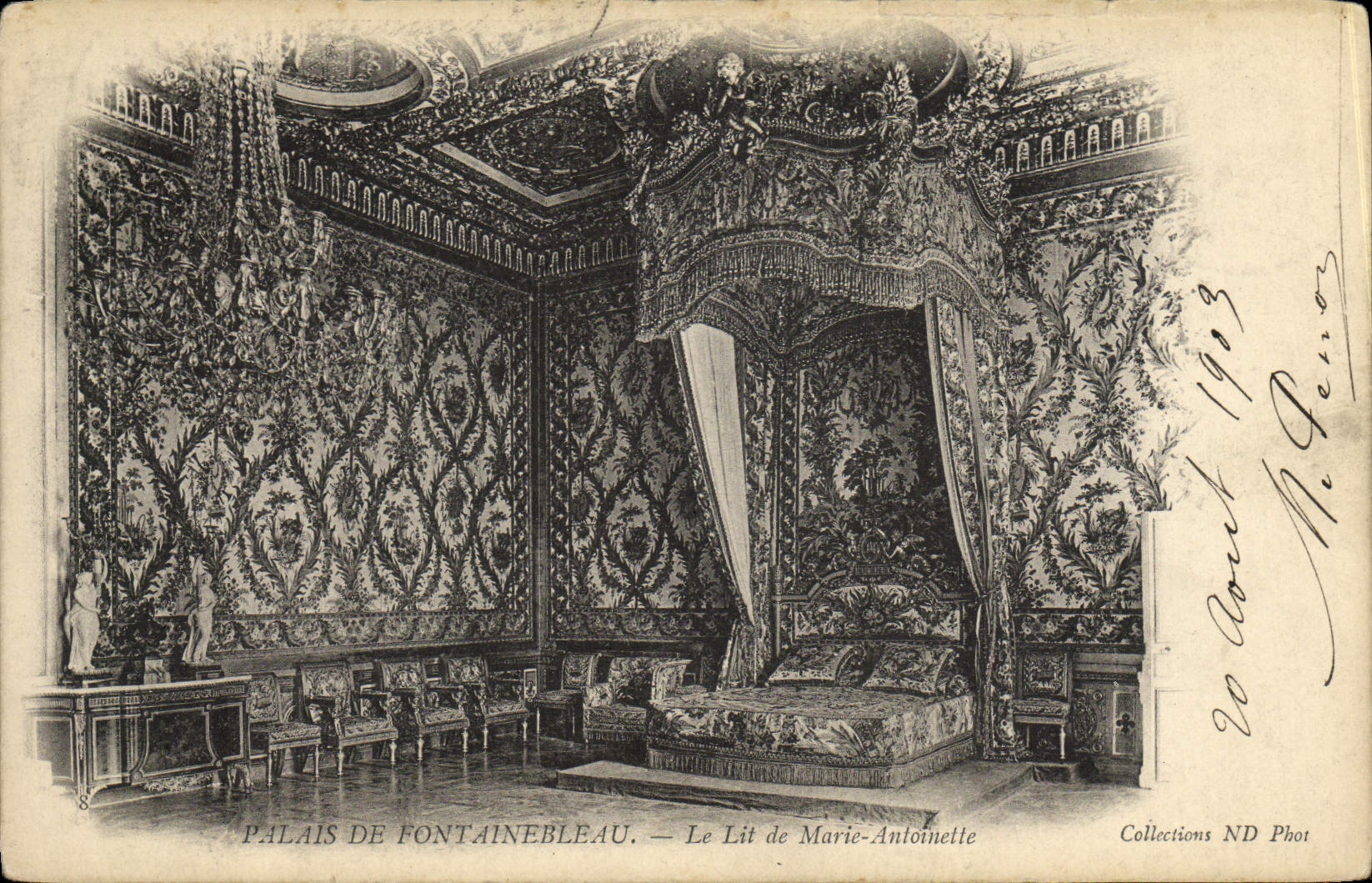CPA Palais De Fontainebleau Le Lit De Marie Antoinette