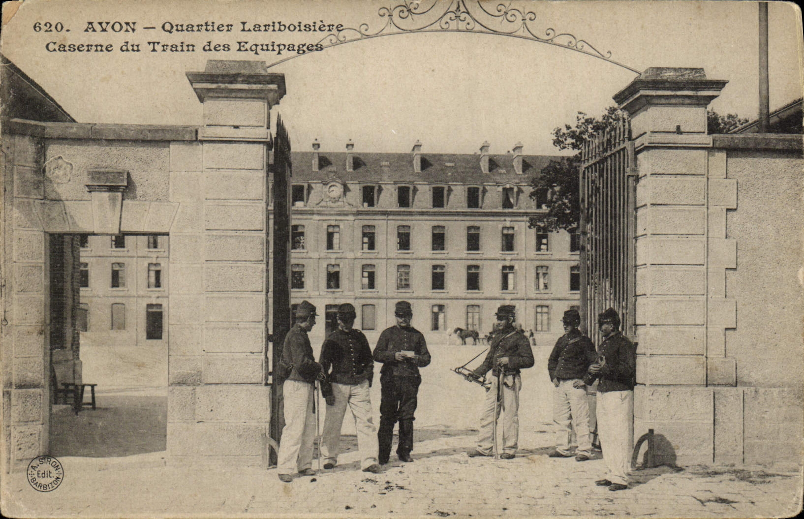 VINTAGE POSTCARD Avon District Lariboisiere Barracks Of the Train Of the Militaria Crews