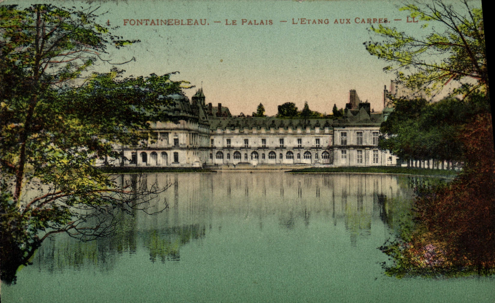 VINTAGE POSTCARD Fontainebleau the Palate the Pond in Cares