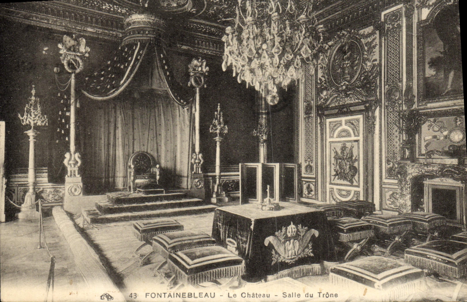 CPA Fontainebleau Le Chateau Salle Du trone