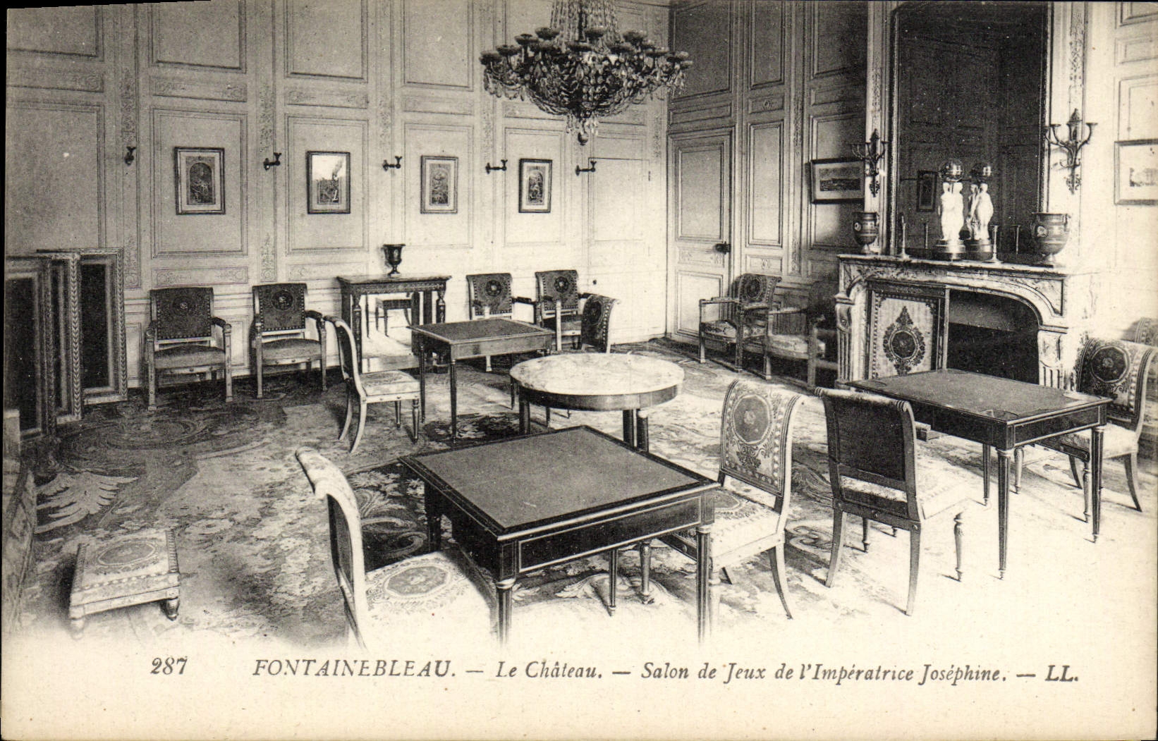 VINTAGE POSTCARD Fontainebleau the Castle Living room Of Plays Of the Josephine empress
