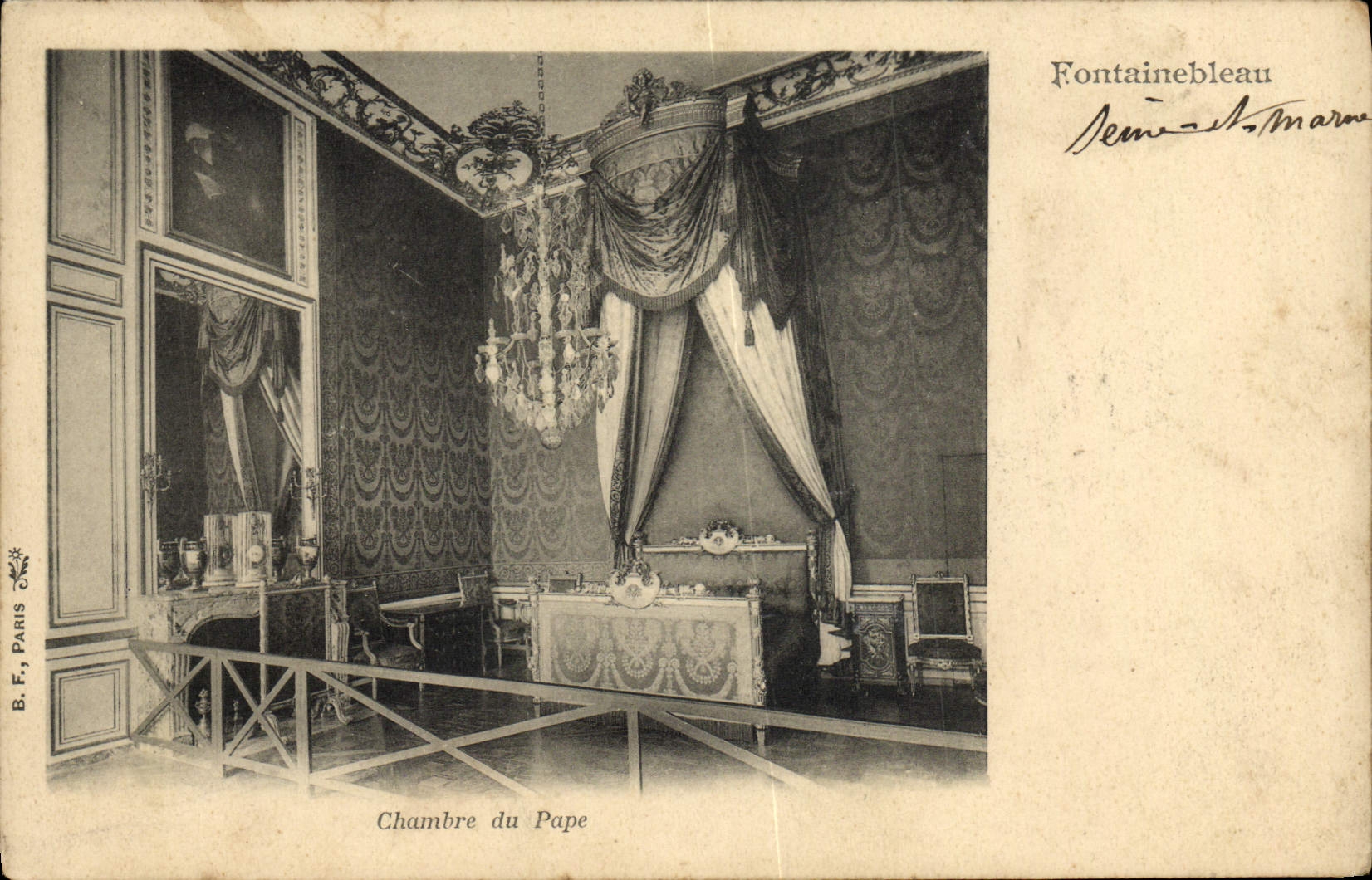 VINTAGE POSTCARD Fontainbleau Room Of the Pope