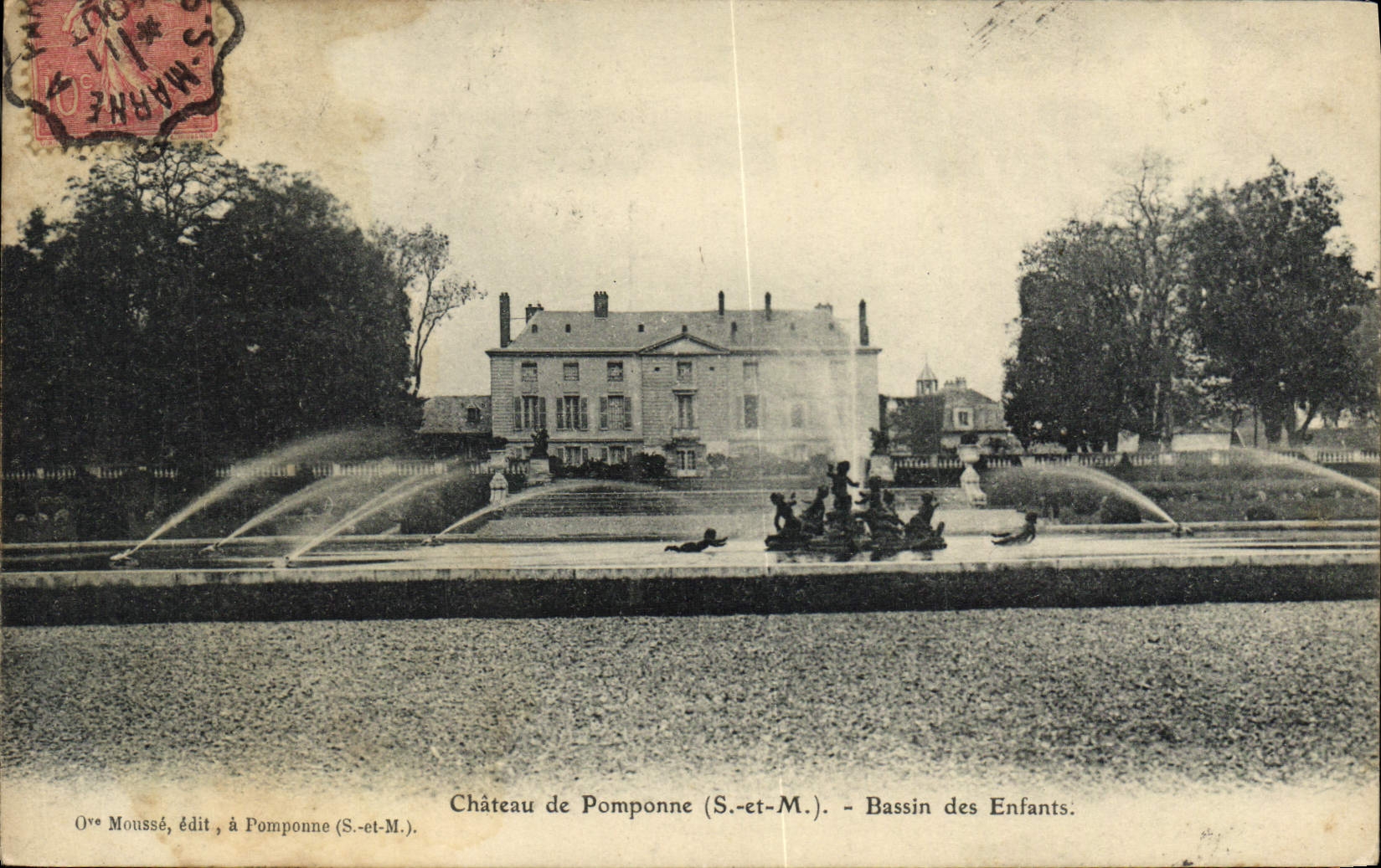 VINTAGE POSTCARD Castle De Pomponne Basin Of the Children
