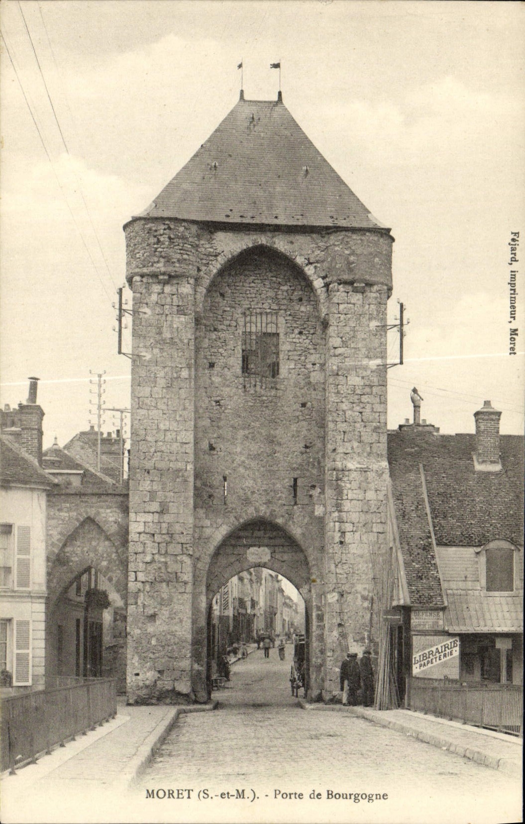 VINTAGE POSTCARD Moret Carries From Burgundy