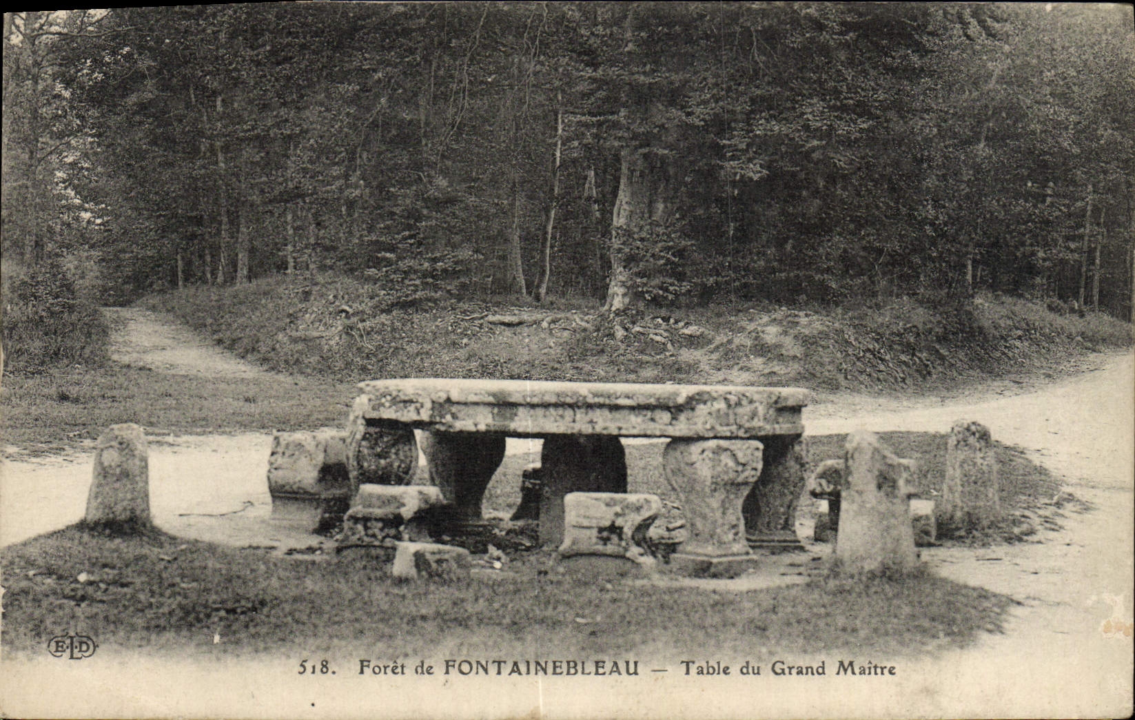 CPA Foret De Fontainebleau Table Du Grand Maitre